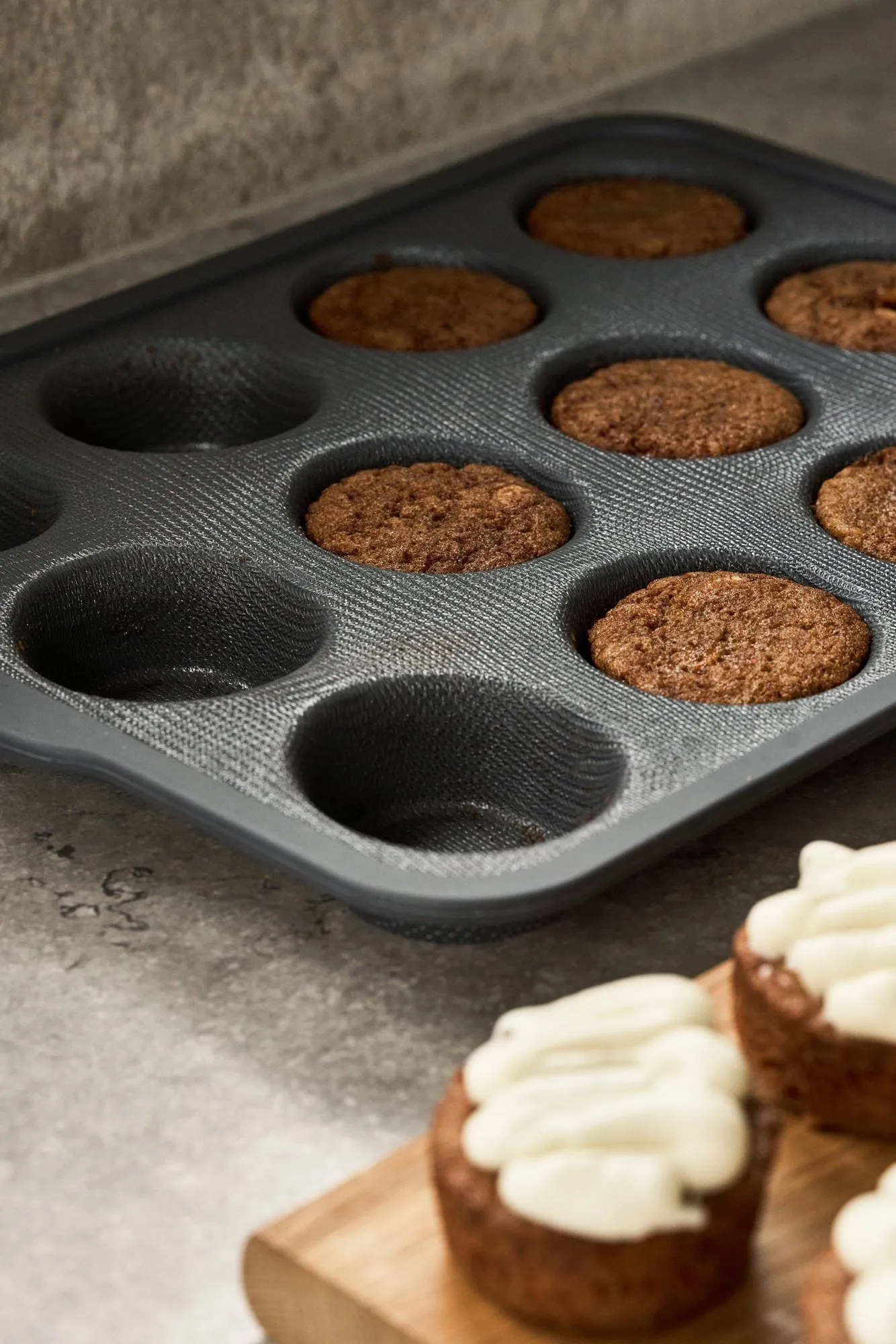 BAKE stampo in silicone con telaio rinforzato, Muffins, 12 pezzi Nordwik