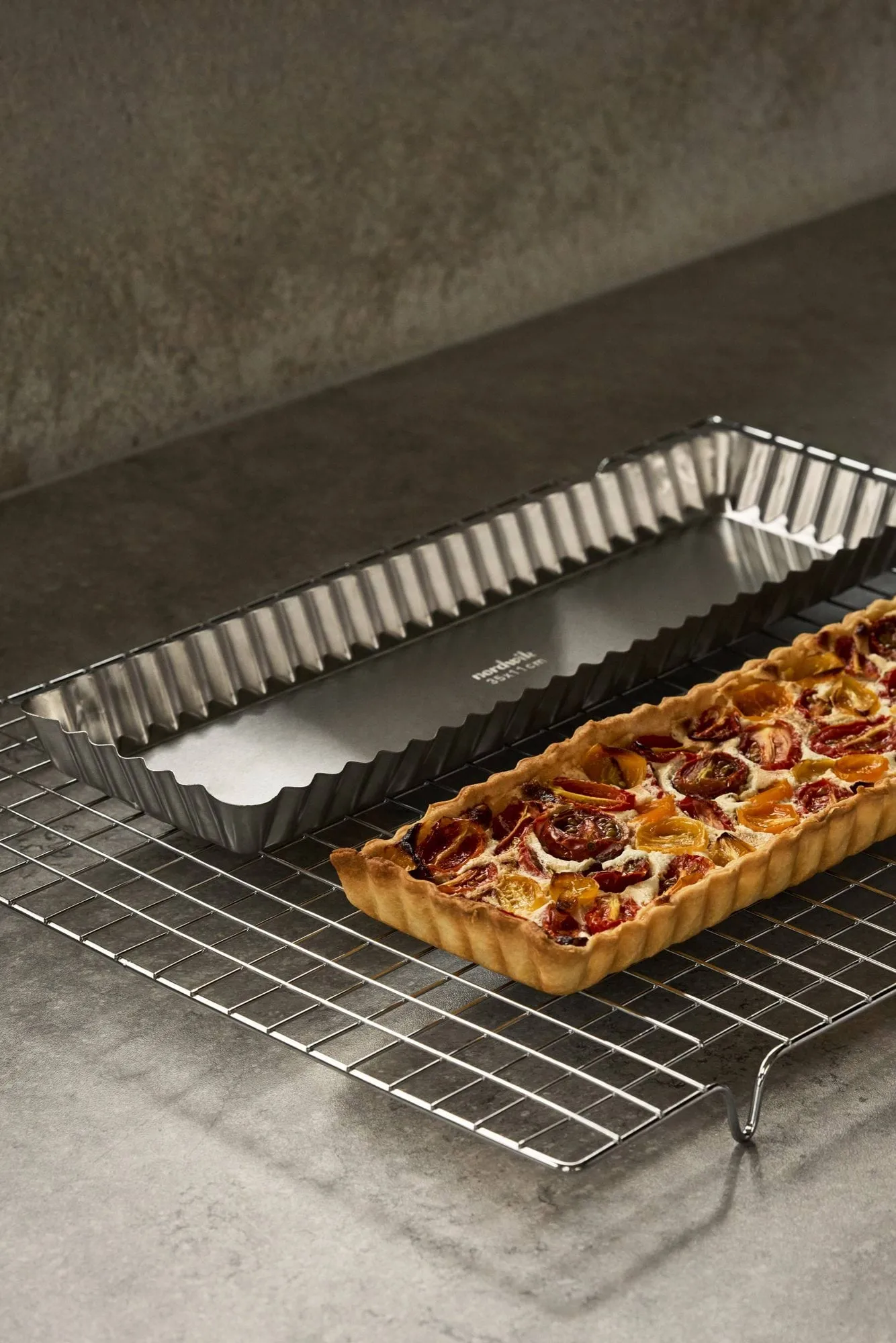 BAKE tortiera per crostata con fondo removibile, Rettangolare, in acciaio inossidabile, 35x11 cm Nordwik