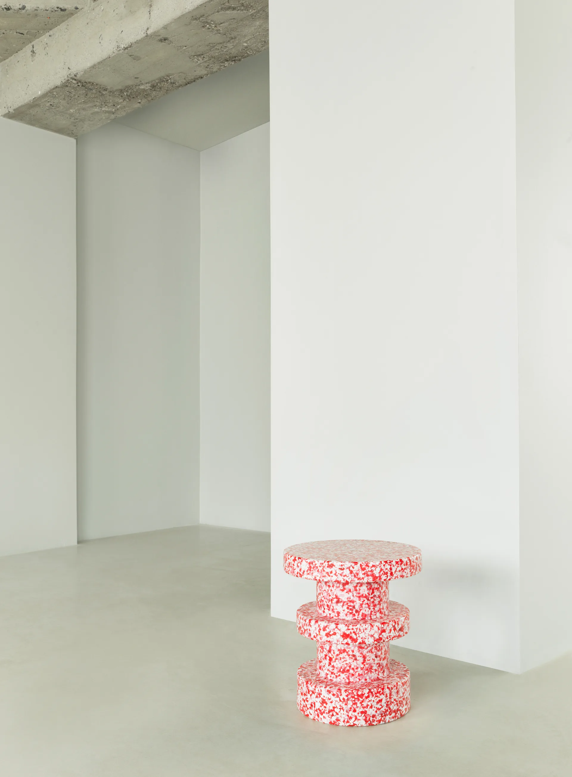 Bit Stack sgabello rotondo, Rosso, Ø36x42 cm Normann Copenhagen