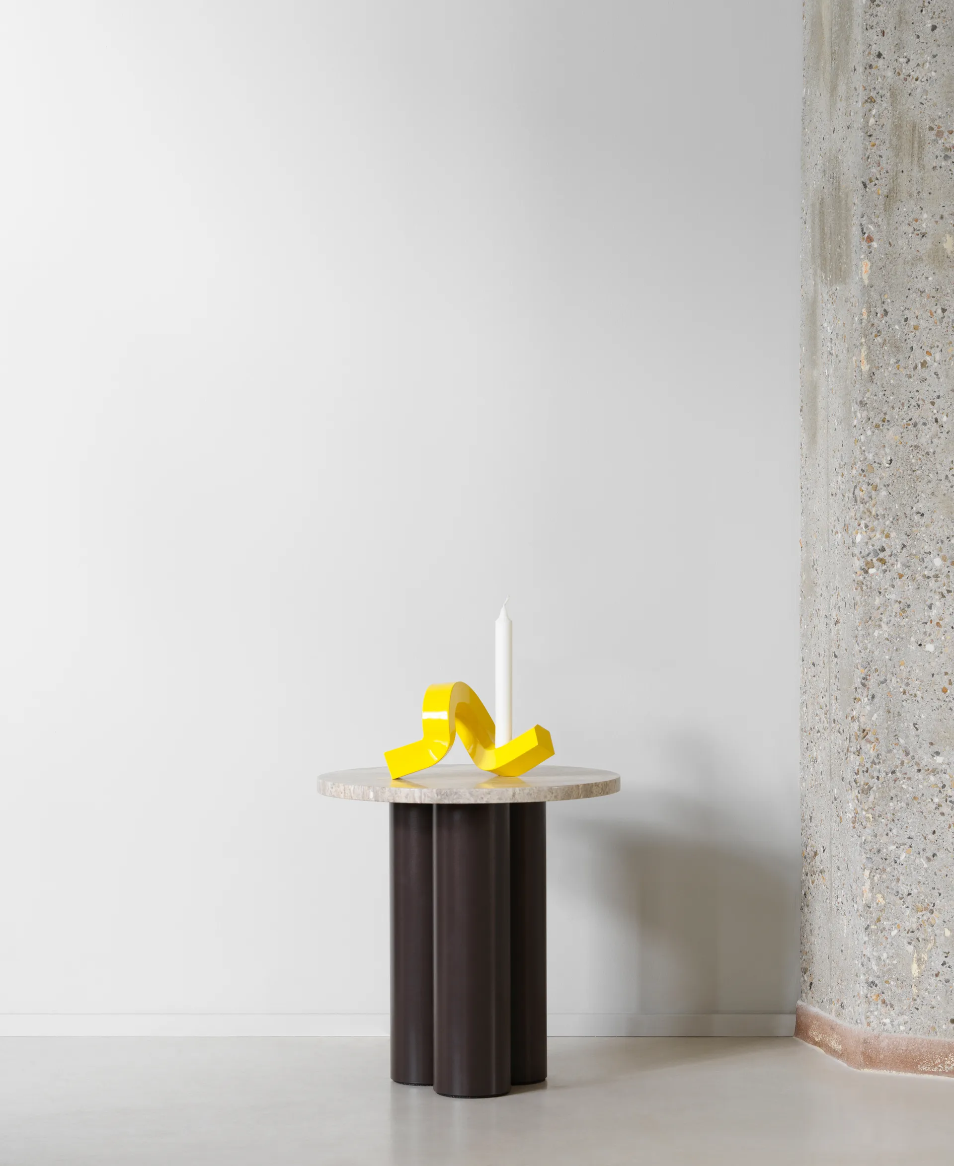 Candelabro Crooked 1, Giallo Normann Copenhagen