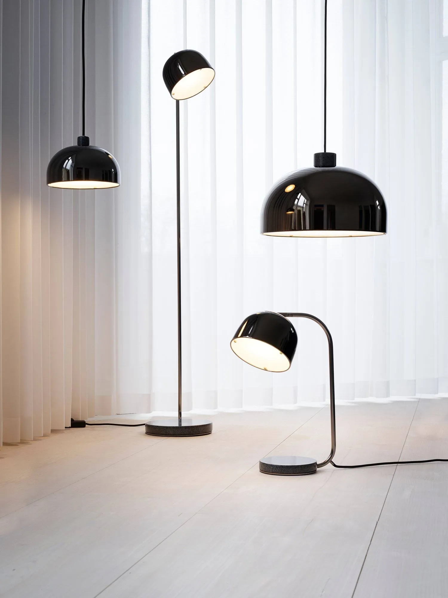 Lampada da pavimento Grant, nero Normann Copenhagen