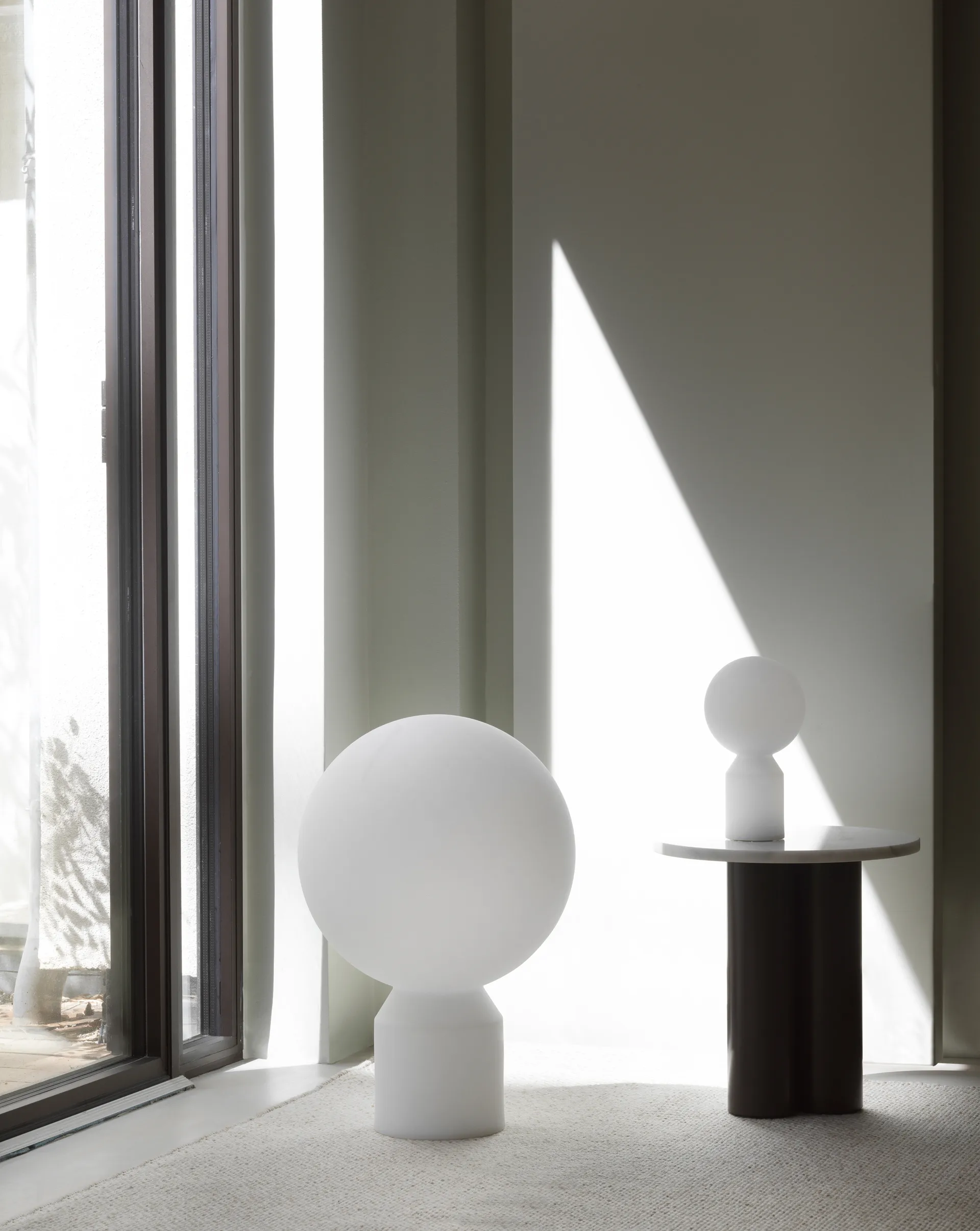 Lampada da tavolo Yo grande, Bianco Normann Copenhagen