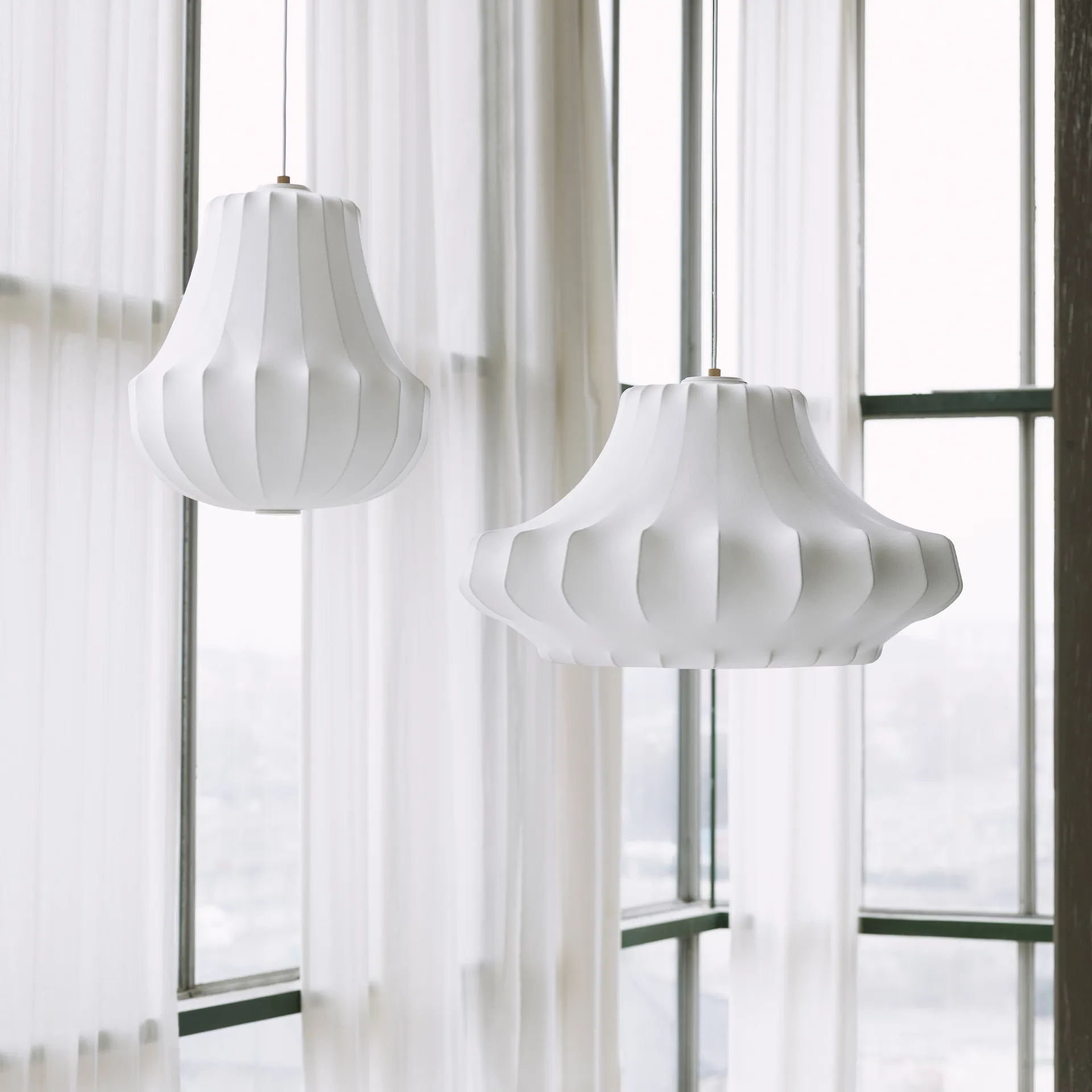 Plafoniera Phantom piccola, Bianco Normann Copenhagen