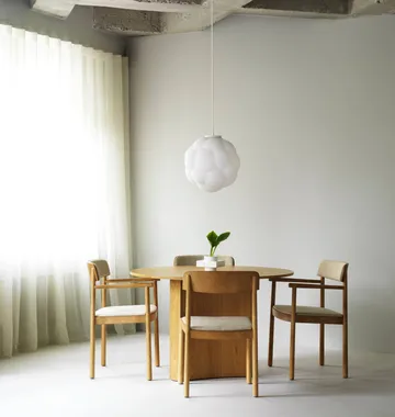 Poltroncina Timb - Frassino color cuoio – tessuto Hallingdal 220 - Normann Copenhagen