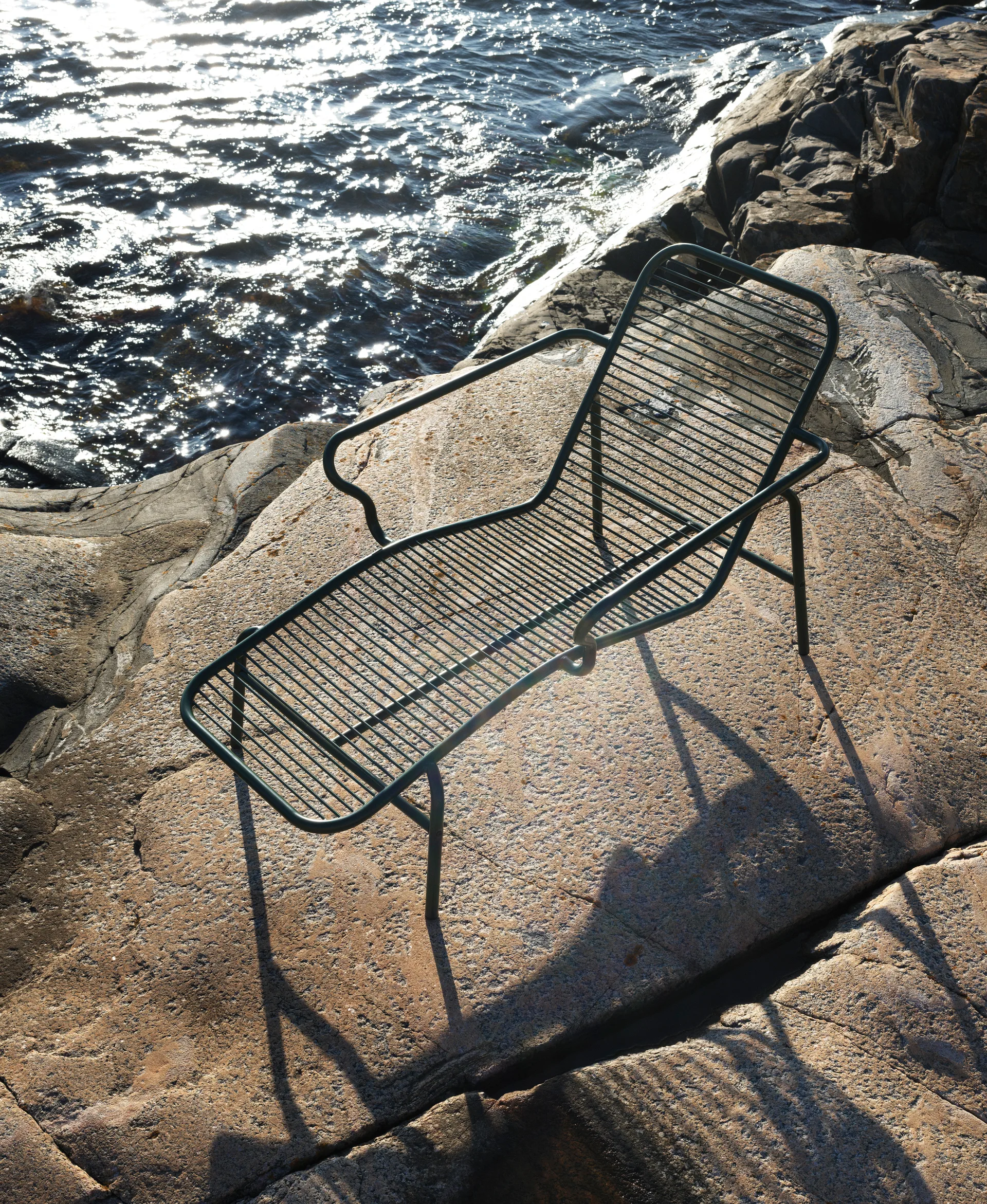 Sedia a sdraio Vig Chaise Lounge, Verde Normann Copenhagen