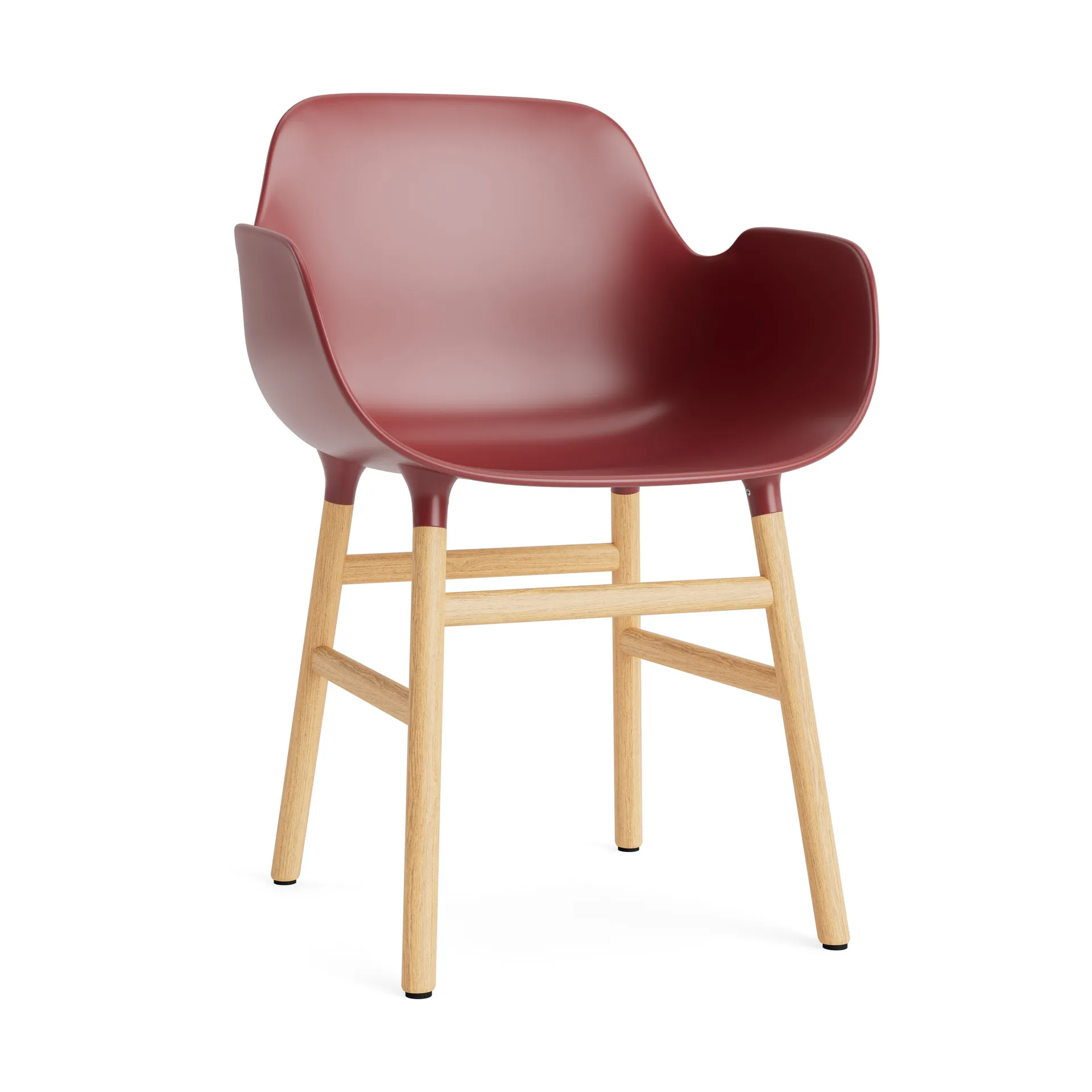 Sedia con braccioli Form, rosso, gambe in rovere Normann Copenhagen