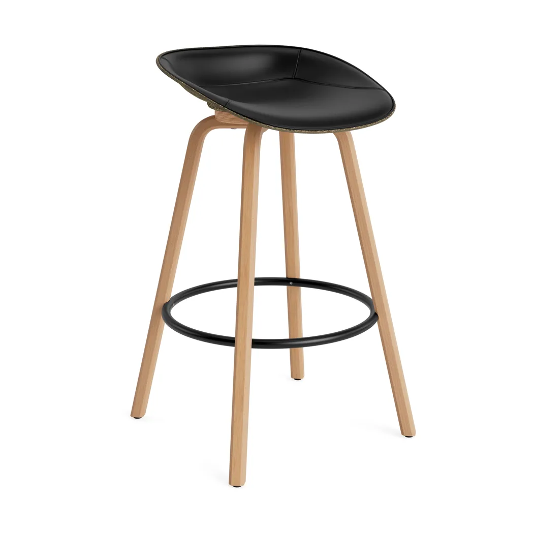 Sgabello da bar Mat rivestito frontalmente 75 cm, Ultra 41599-Alga-faggio-acciaio nero Normann Copenhagen