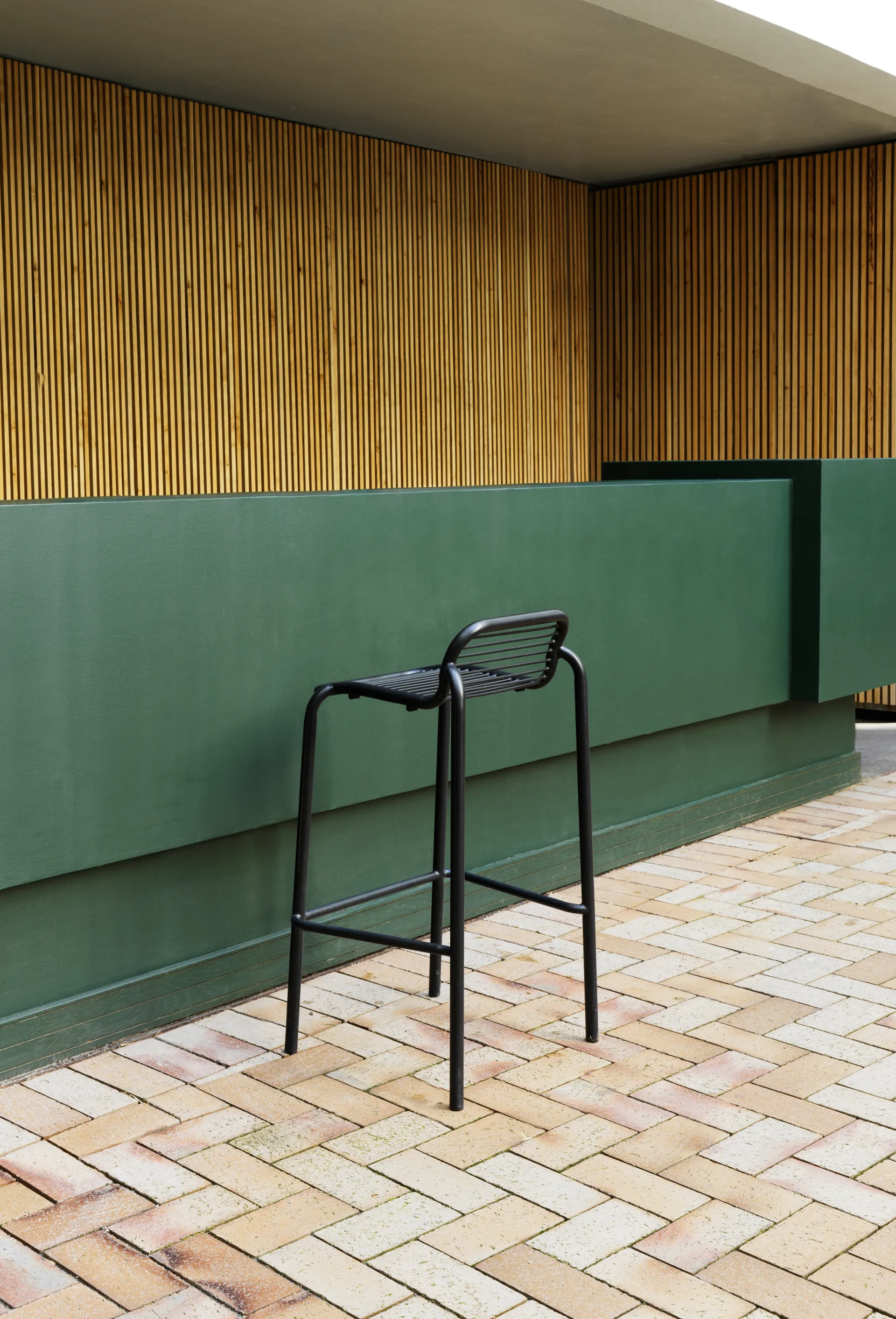 Sgabello da bar Vig 75 cm, Verde Normann Copenhagen