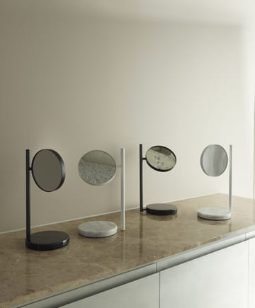 Specchio da tavolo fronte-retro Pose - Bianco - Normann Copenhagen
