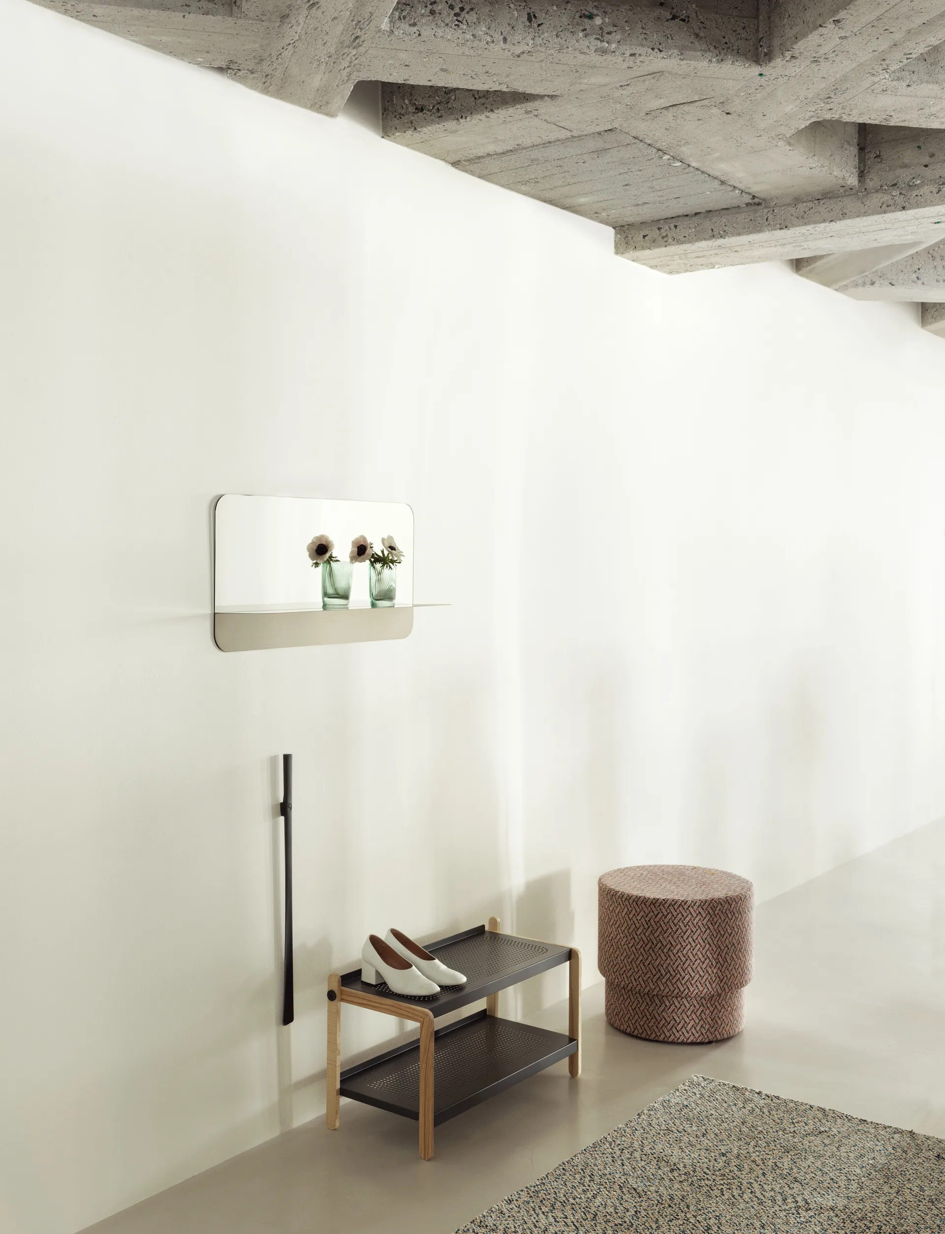 Specchio orizzontale Horizon, Acciaio inox Normann Copenhagen