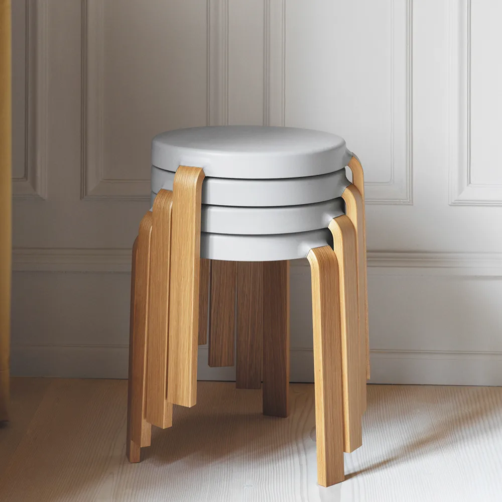 Tap sgabello rotondo, Sabbia, gambe in rovere, Ø35x43 cm Normann Copenhagen