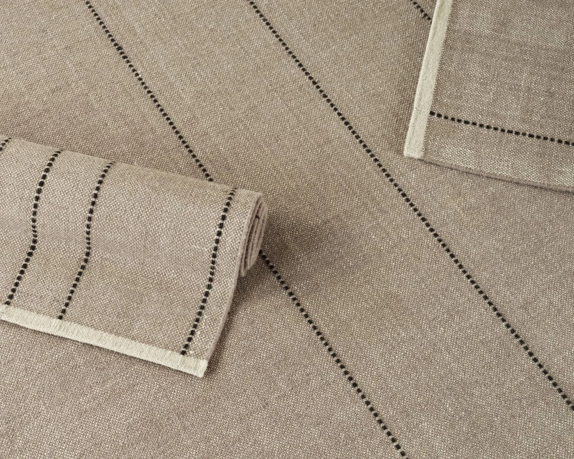 Tappeto da corridoio Seam – 80×250 cm, Tonalità di grigio, 80x250 cm Normann Copenhagen
