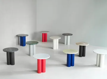 Tavolino Dit Ø40 cm - Bianco Carrara-azzurro brillante - Normann Copenhagen