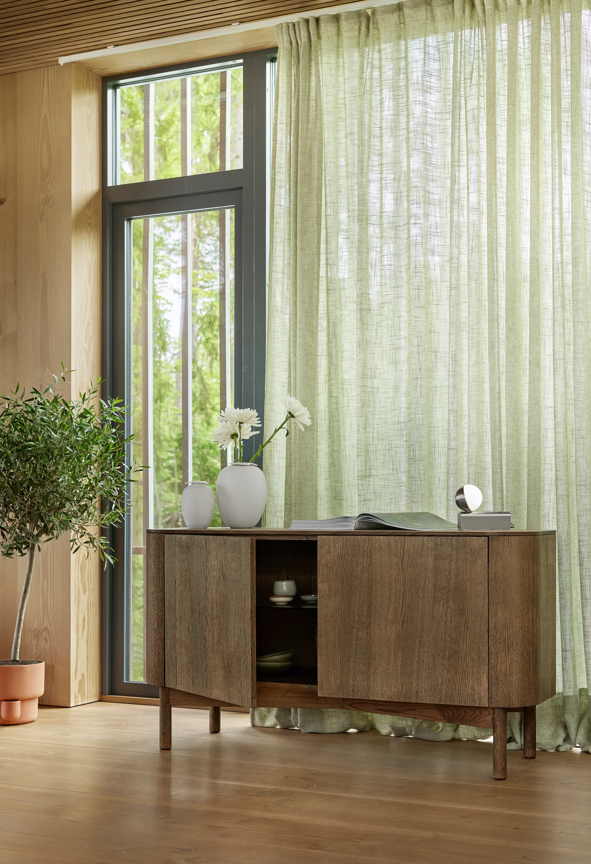 Tavolino Loud lungo, 146 cm, Rovere affumicato Northern