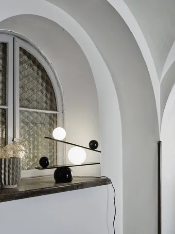 Lampada da tavolo Balance - Black, v2 - Oblure