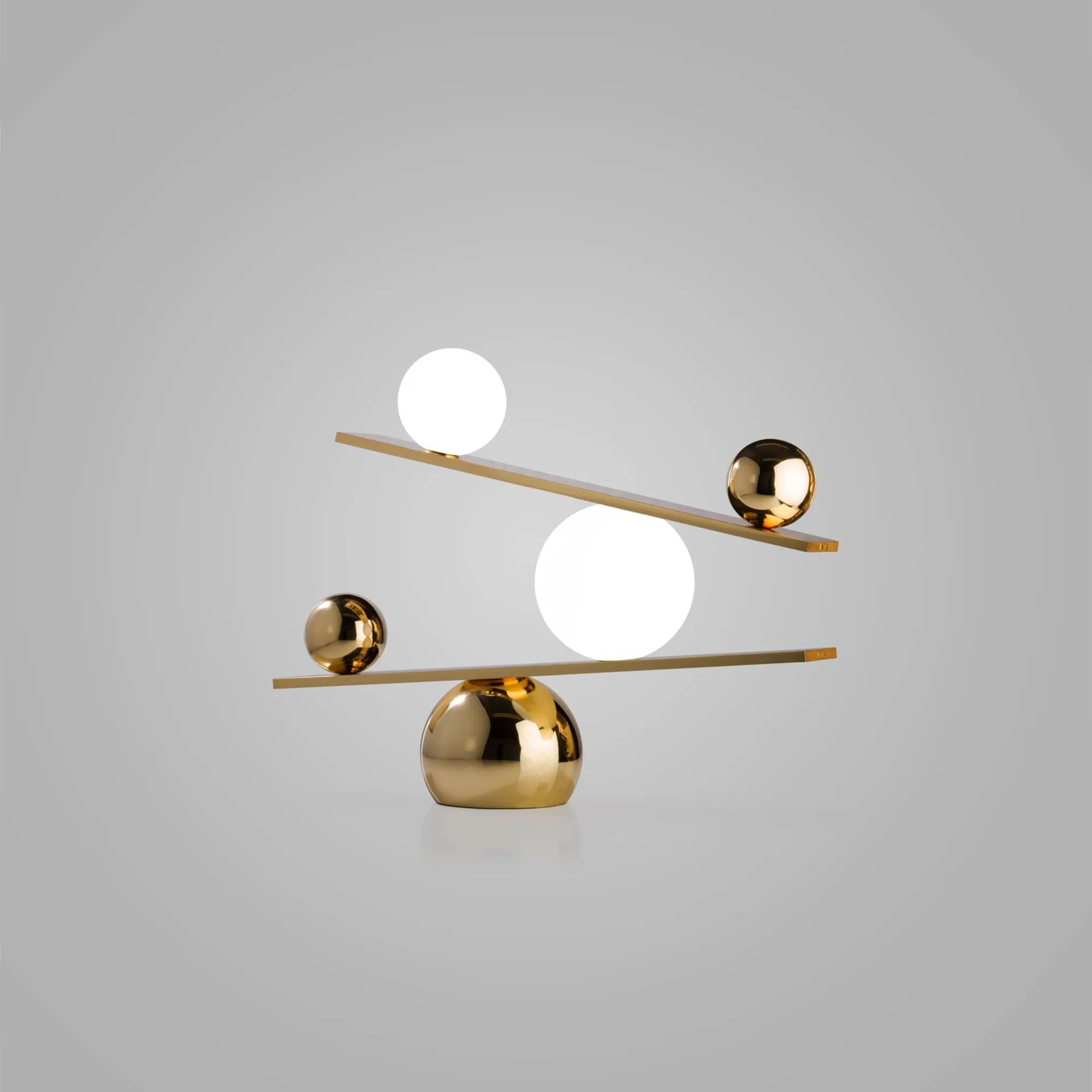Lampada da tavolo Balance, Brass, v2 Oblure