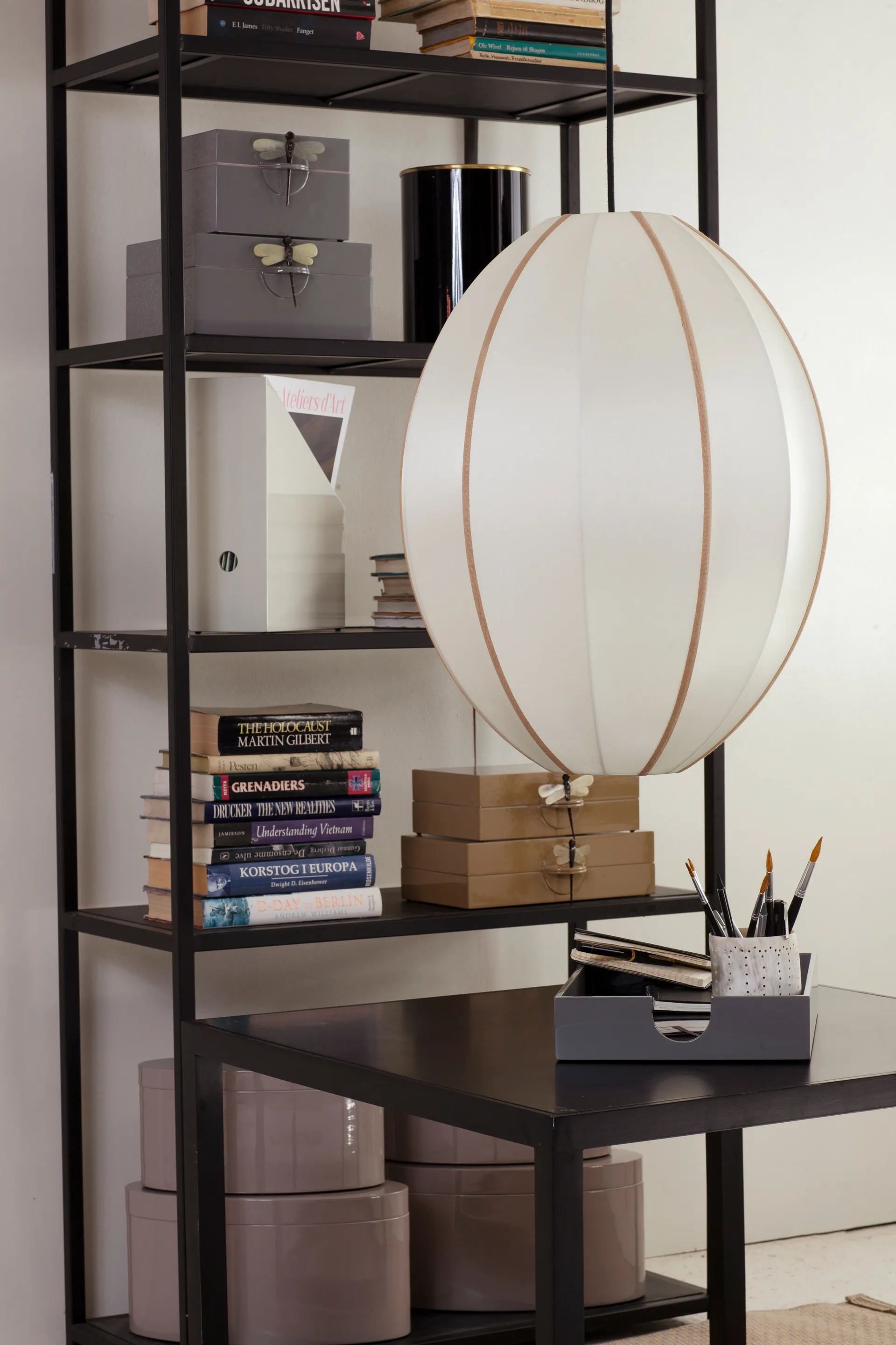 Paralume Indochina Classic Oval L, Offwhite-amber Oi Soi Oi