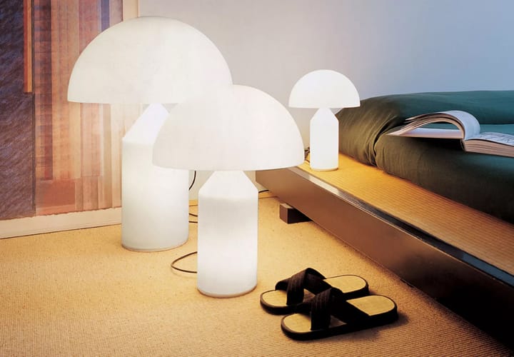 Lampada da tavolo/terra Atollo large 235 in vetro, Opal Oluce