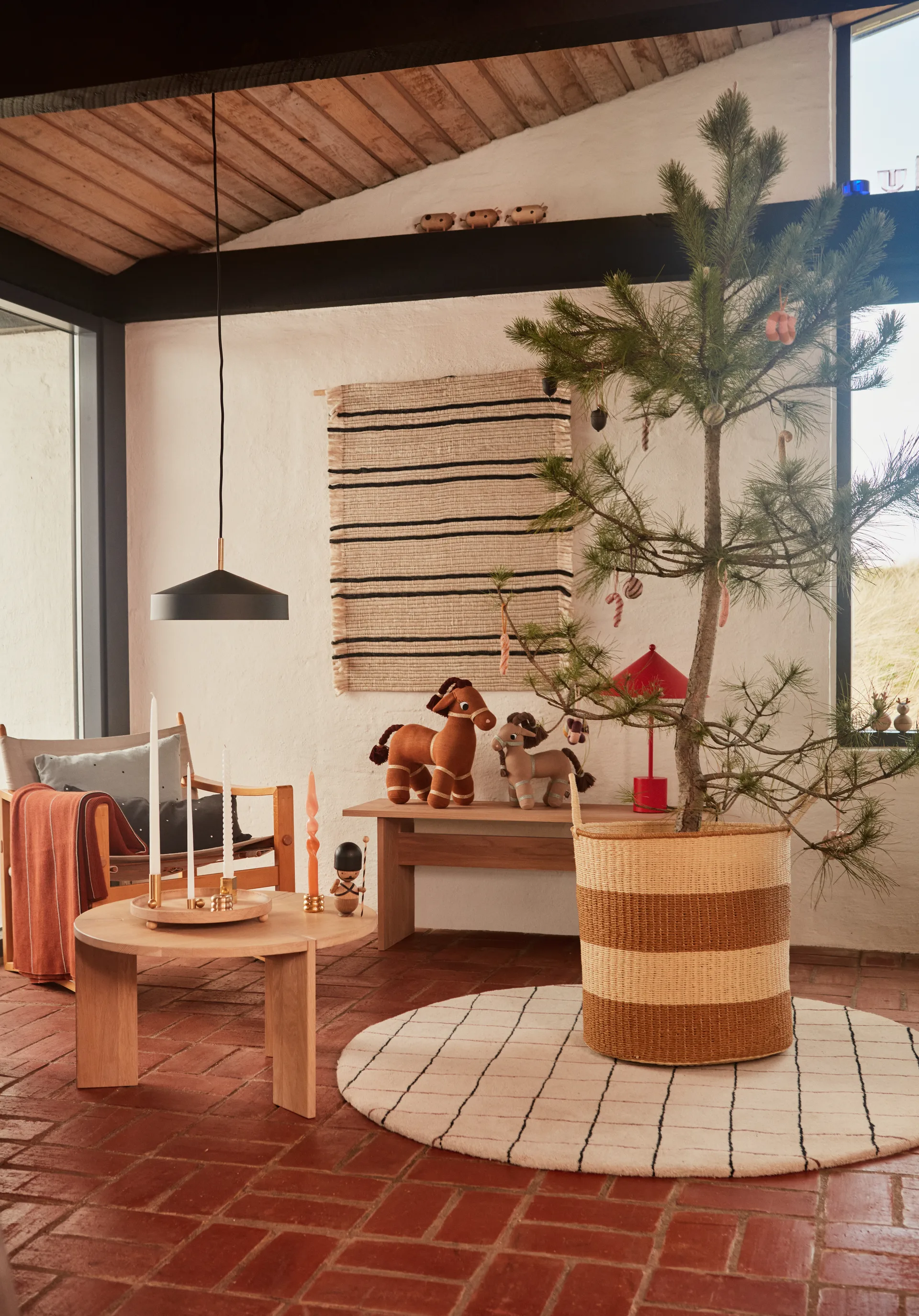 Candela alta Palloa, Ottone spazzolato OYOY