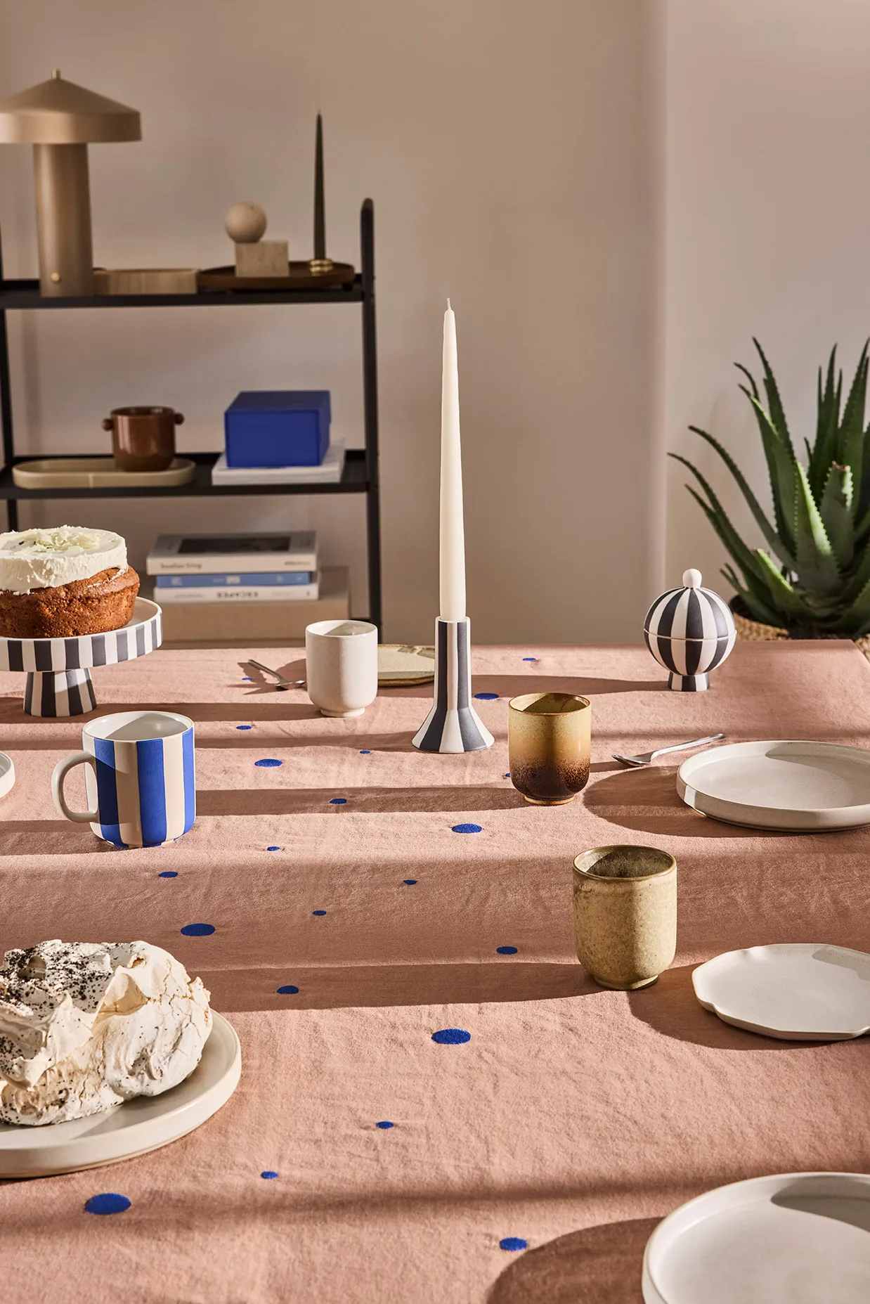 Candeliere alto Toppu 11 cm, Bianco-nero OYOY