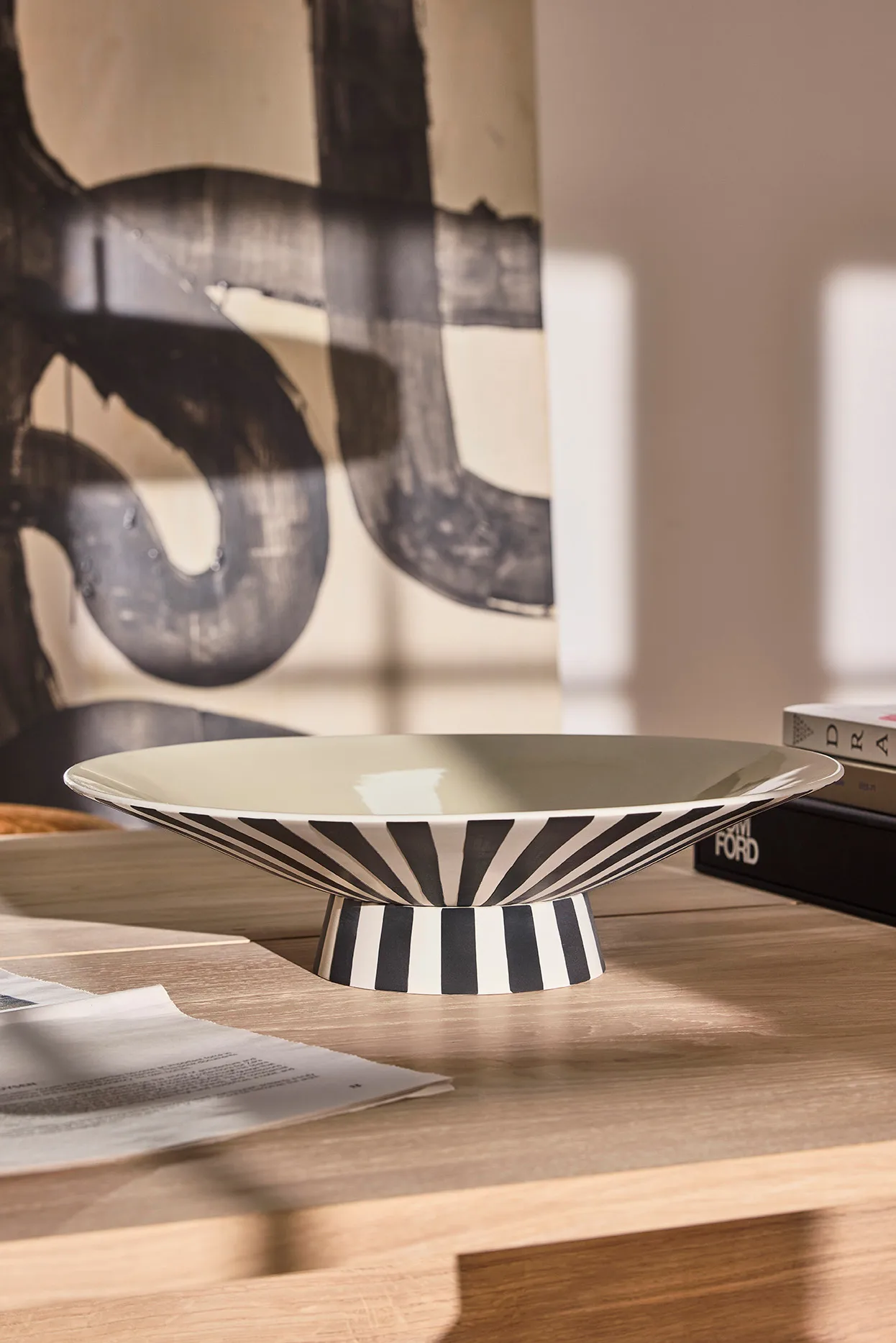 Centrotavola Toppu basso Ø39x10,5 cm, Vaniglia-nero-bianco OYOY