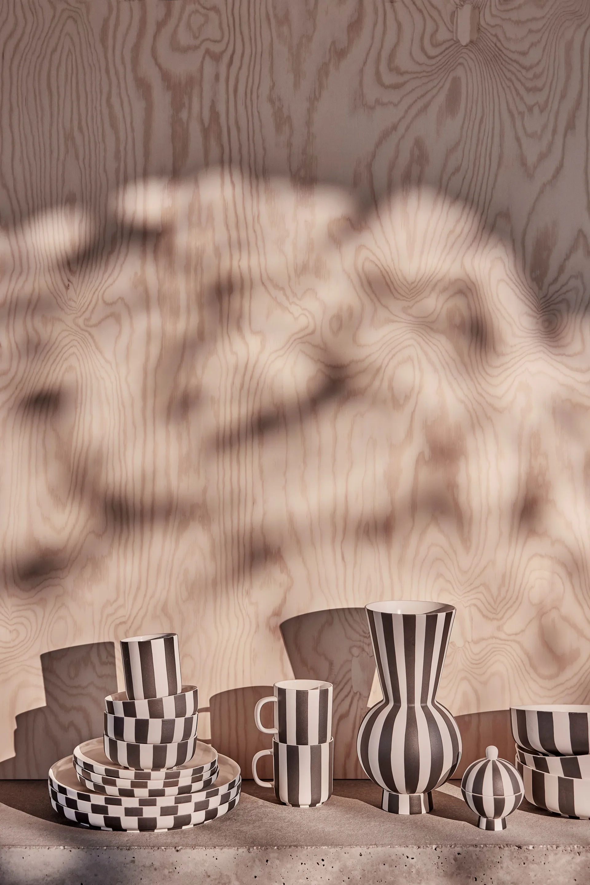 Tazza Toppu, Bianco-nero OYOY