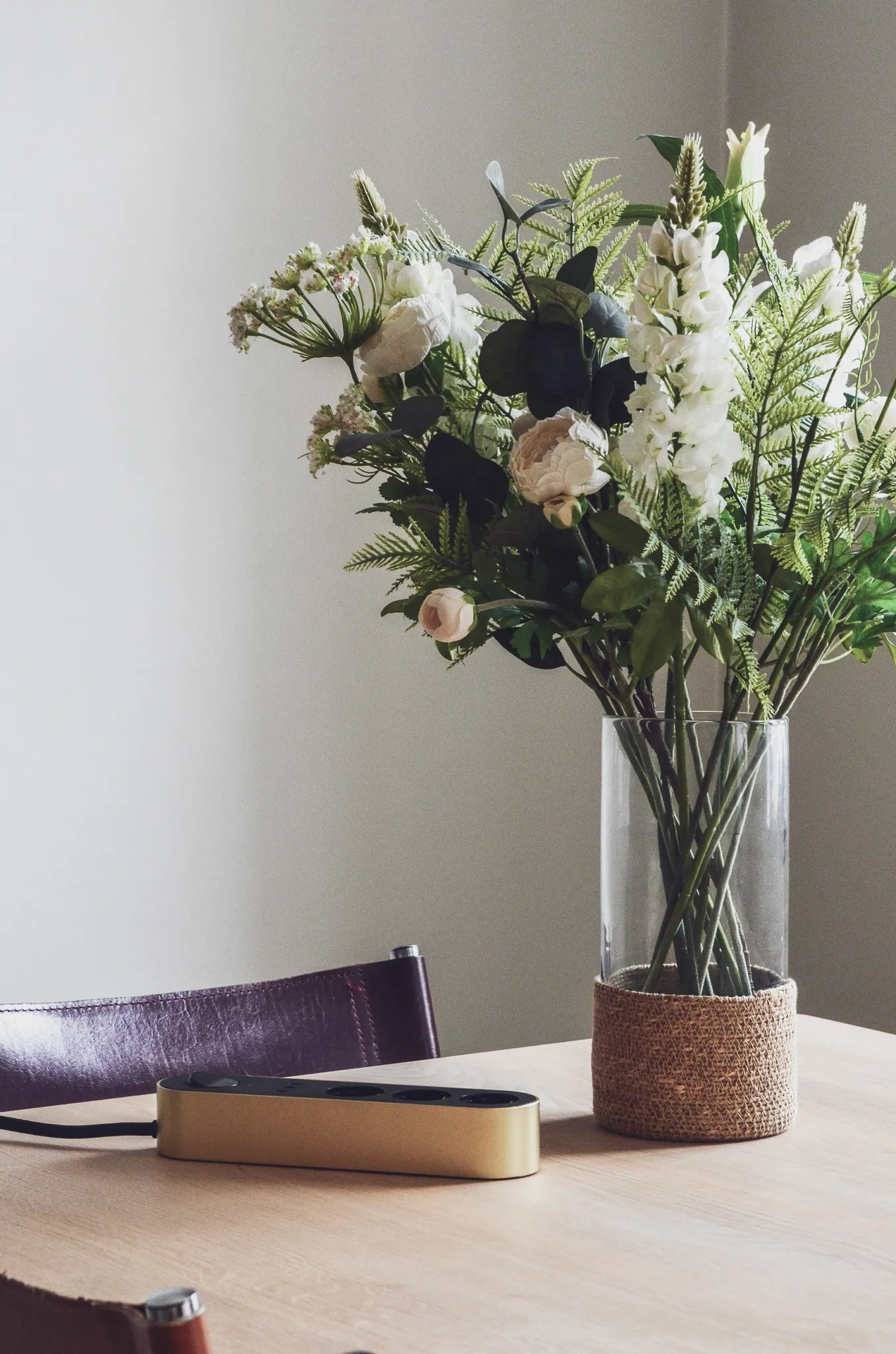 Edgar Power Bar presa multipla, Ottone satinato palett3