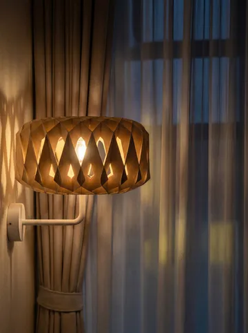 Signature 25 applique da parete - Betulla, Ø28x15,5 cm - Pilke