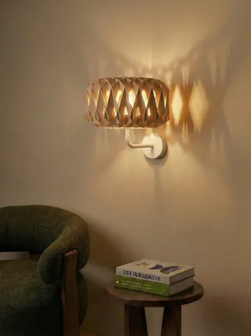 Signature 25 applique da parete - Betulla, Ø28x15,5 cm - Pilke