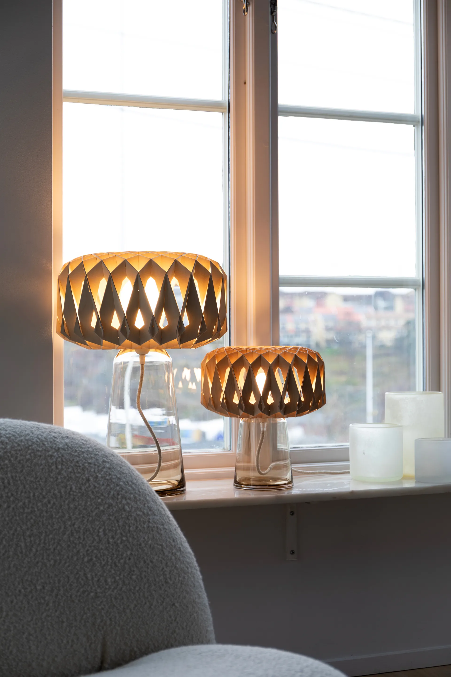 Signature 25 lampada da tavolo, Amber-betulla, Ø28x34 cm Pilke