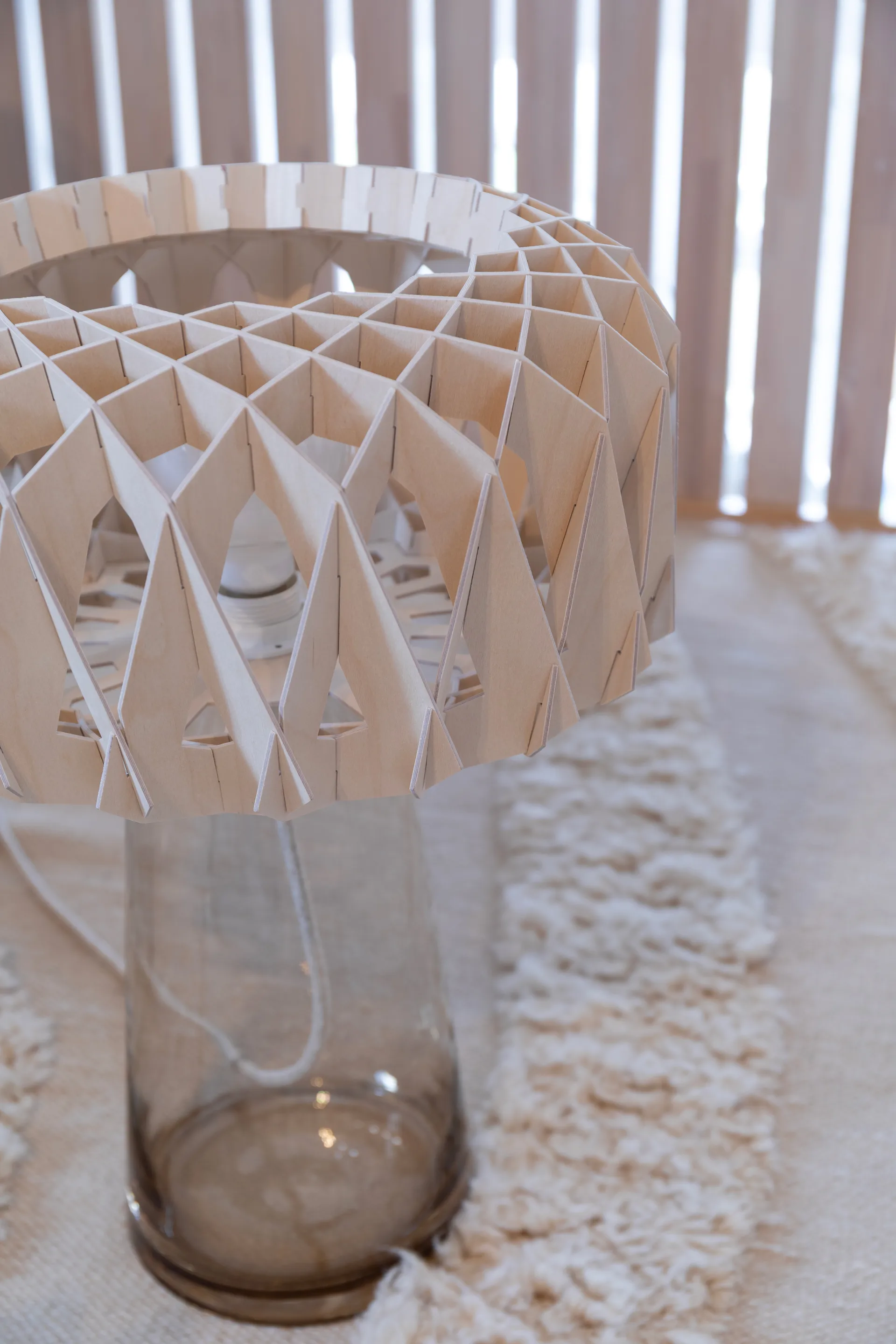 Signature 35 lampada da tavolo, Ambra-betulla, Ø36,5x53 cm Pilke