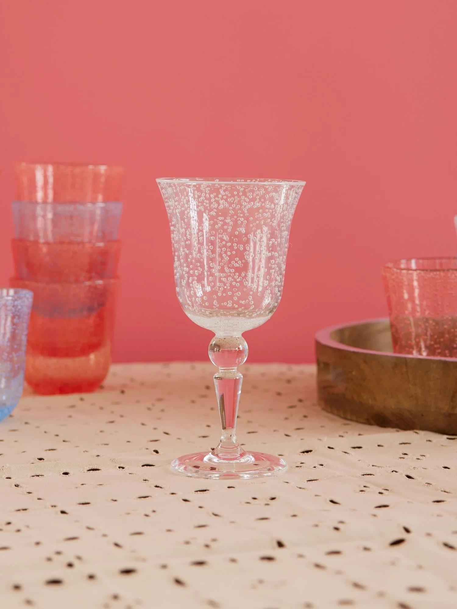 Bicchiere da vino Rice con design a bolle 36 cl, Chiaro RICE