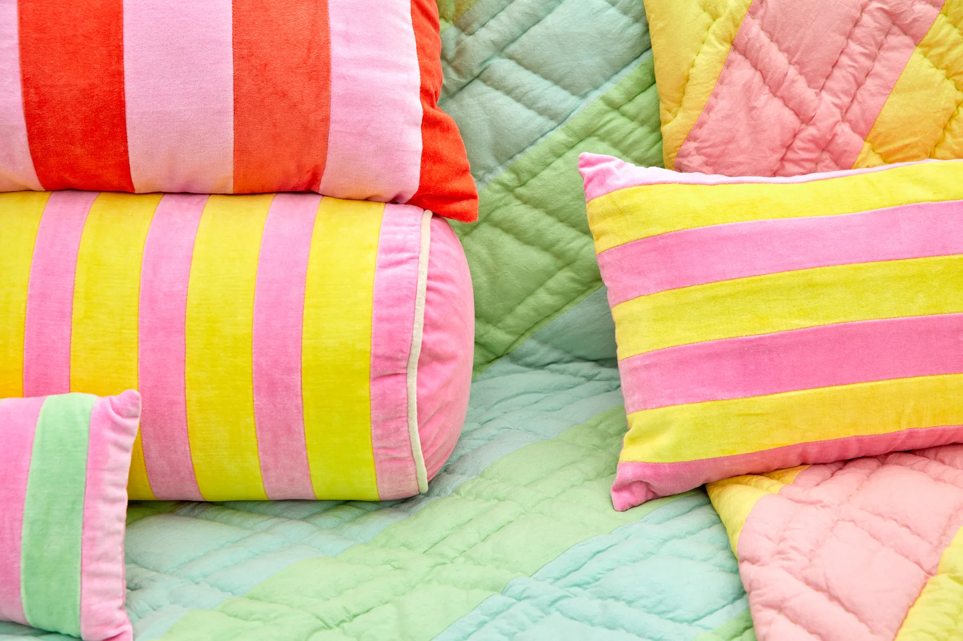 Cuscino cilindrico 25x60 cm Rice, Rosa-giallo RICE