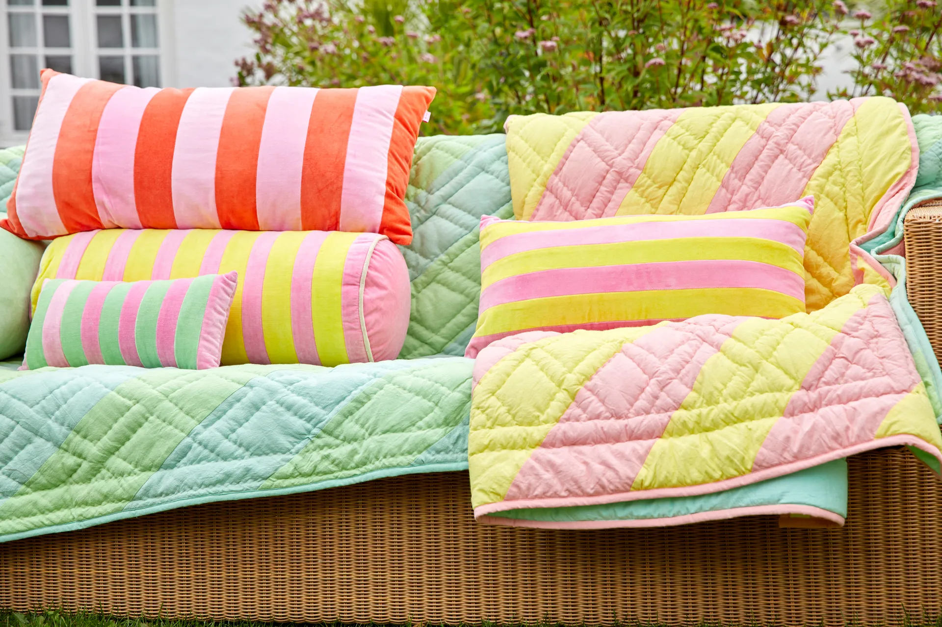 Cuscino cilindrico 25x60 cm Rice, Rosa-giallo RICE