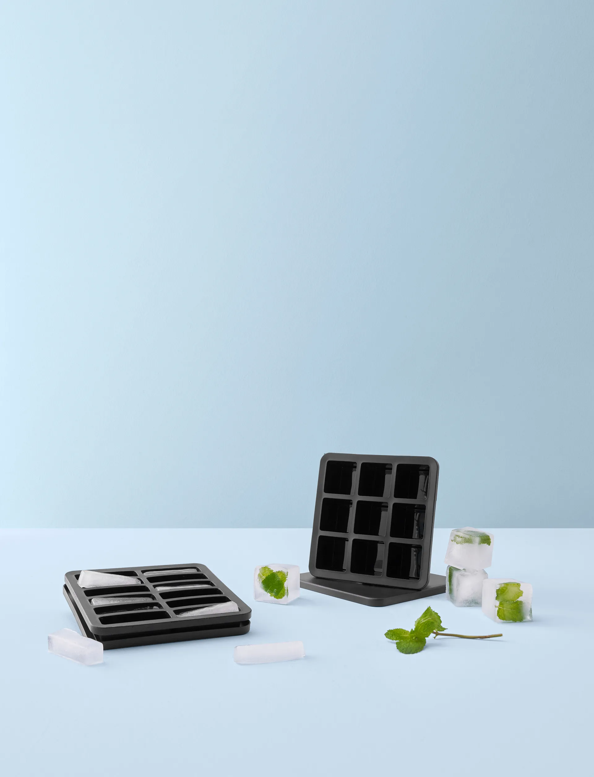 Stampo per cubetti di ghiaccio FREEZE-IT con coperchio, 5x19x19 cm RIG-TIG