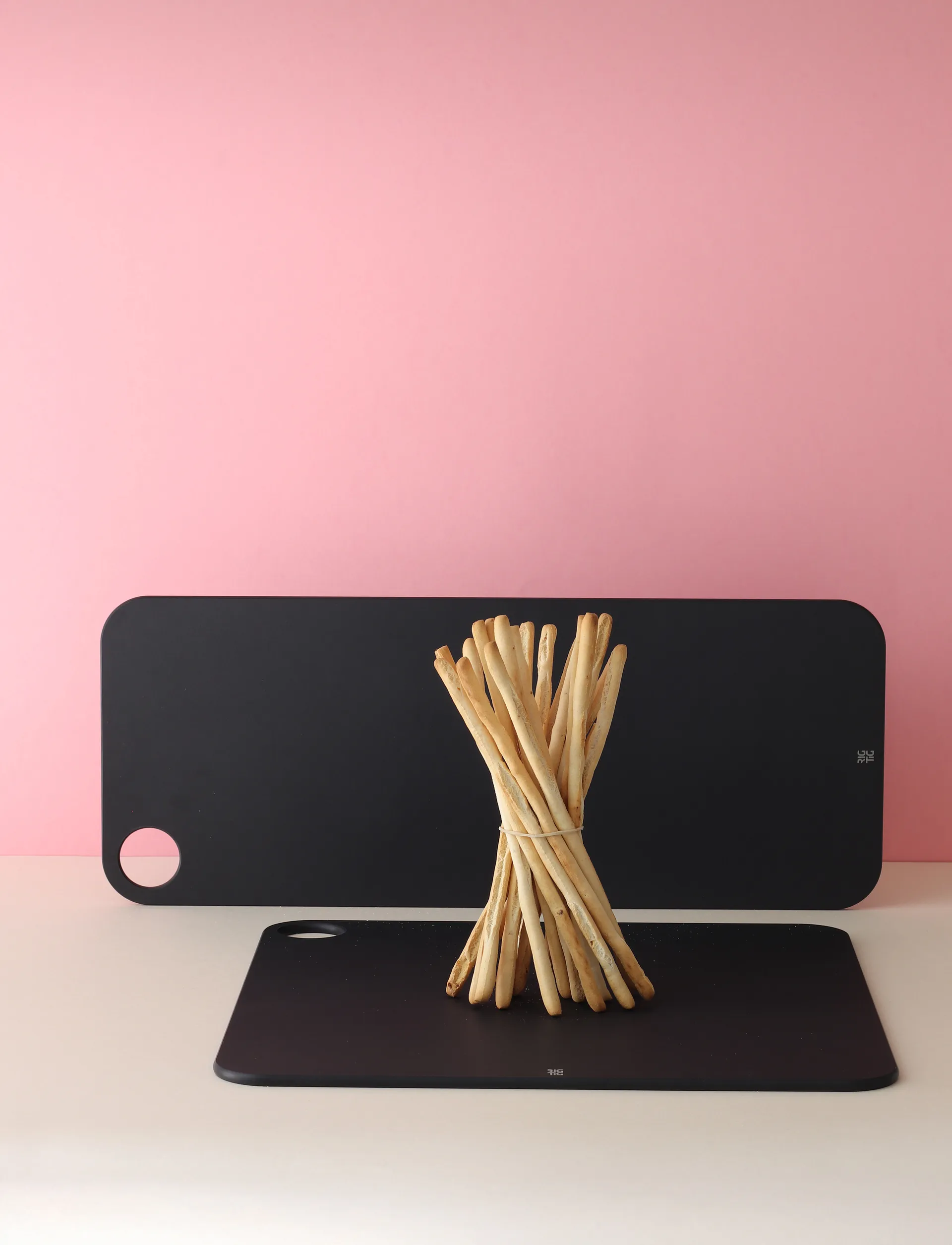 Tagliere tapas CUT-IT black, 47 cm RIG-TIG