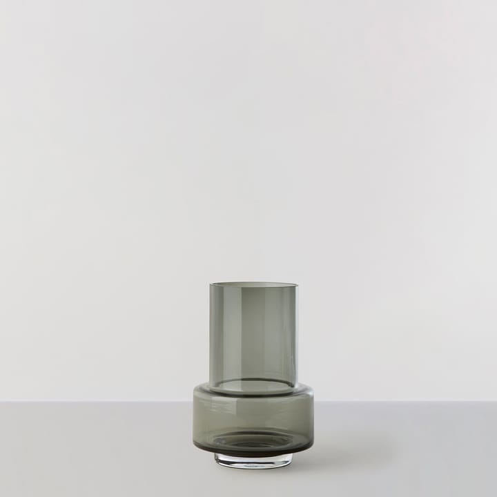 Vaso Hurricane nr. 26 - Smoked grey - Ro Collection