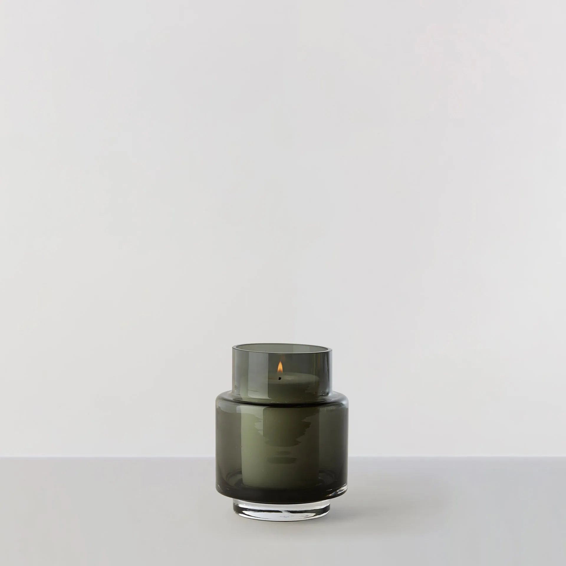 Vaso Hurricane nr. 53, smoked grey Ro Collection