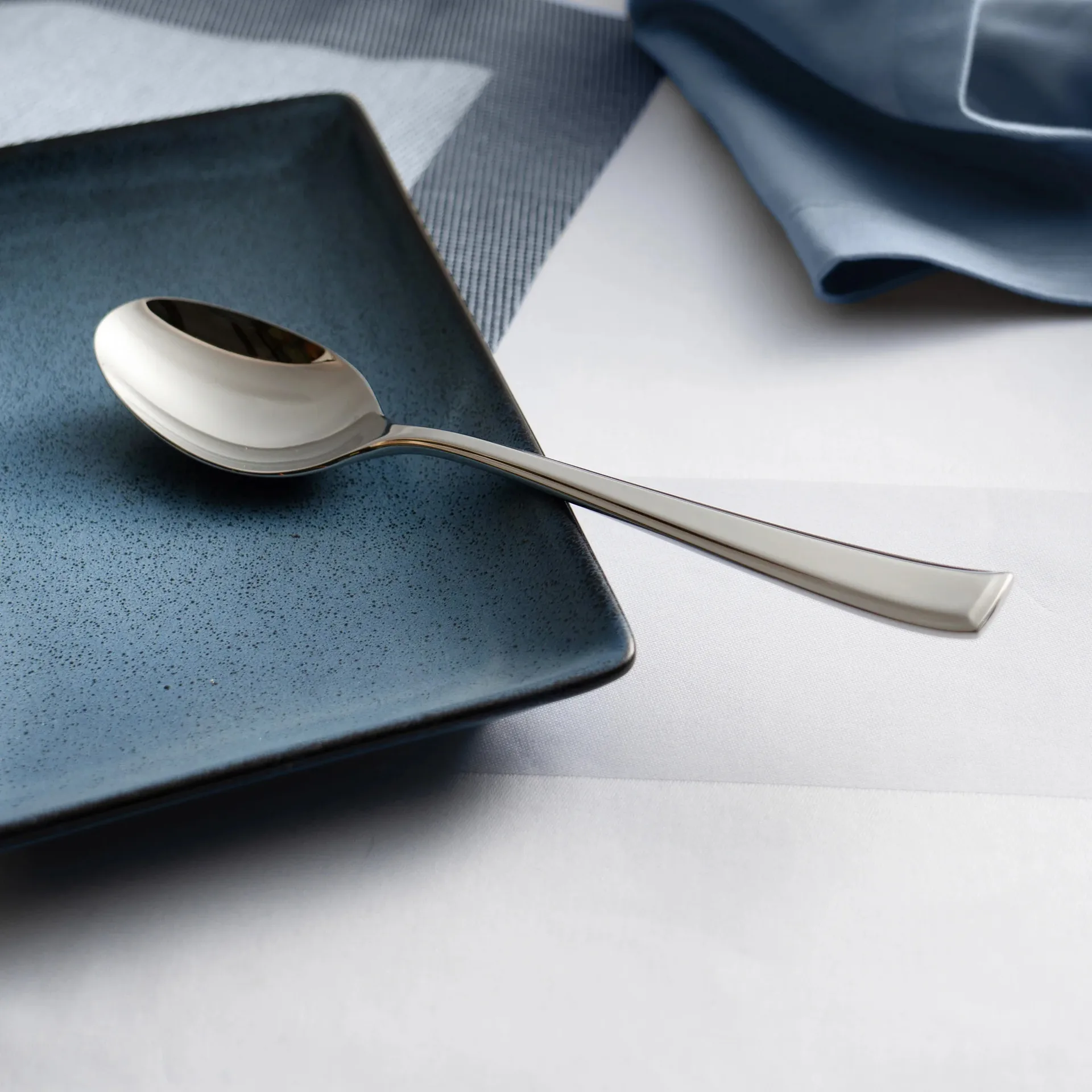 Fairford bright cucchiaio da portata, Acciaio inox, 23,4 cm Robert Welch