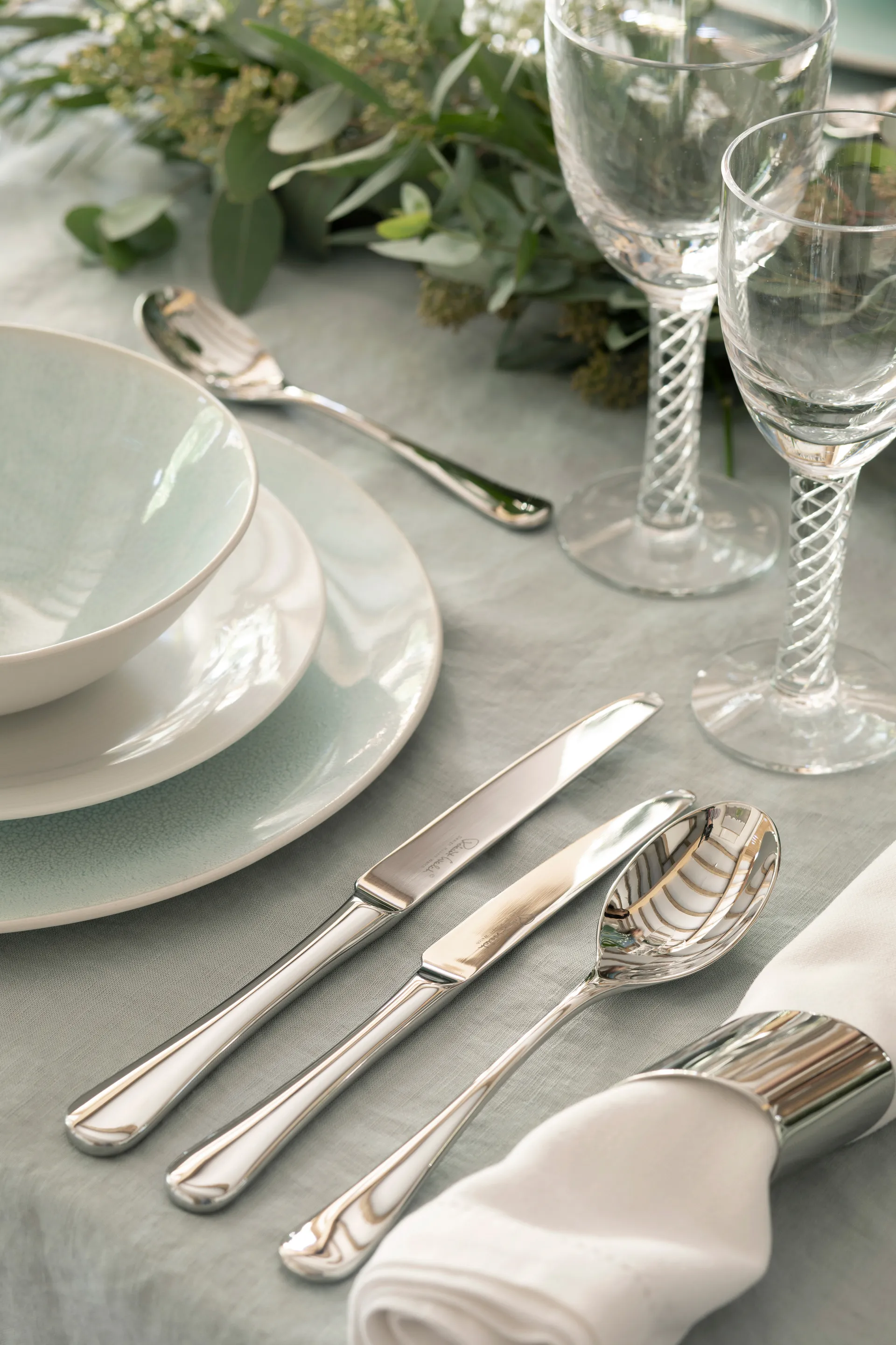 Posate lucide Radford, 42 pezzi Robert Welch