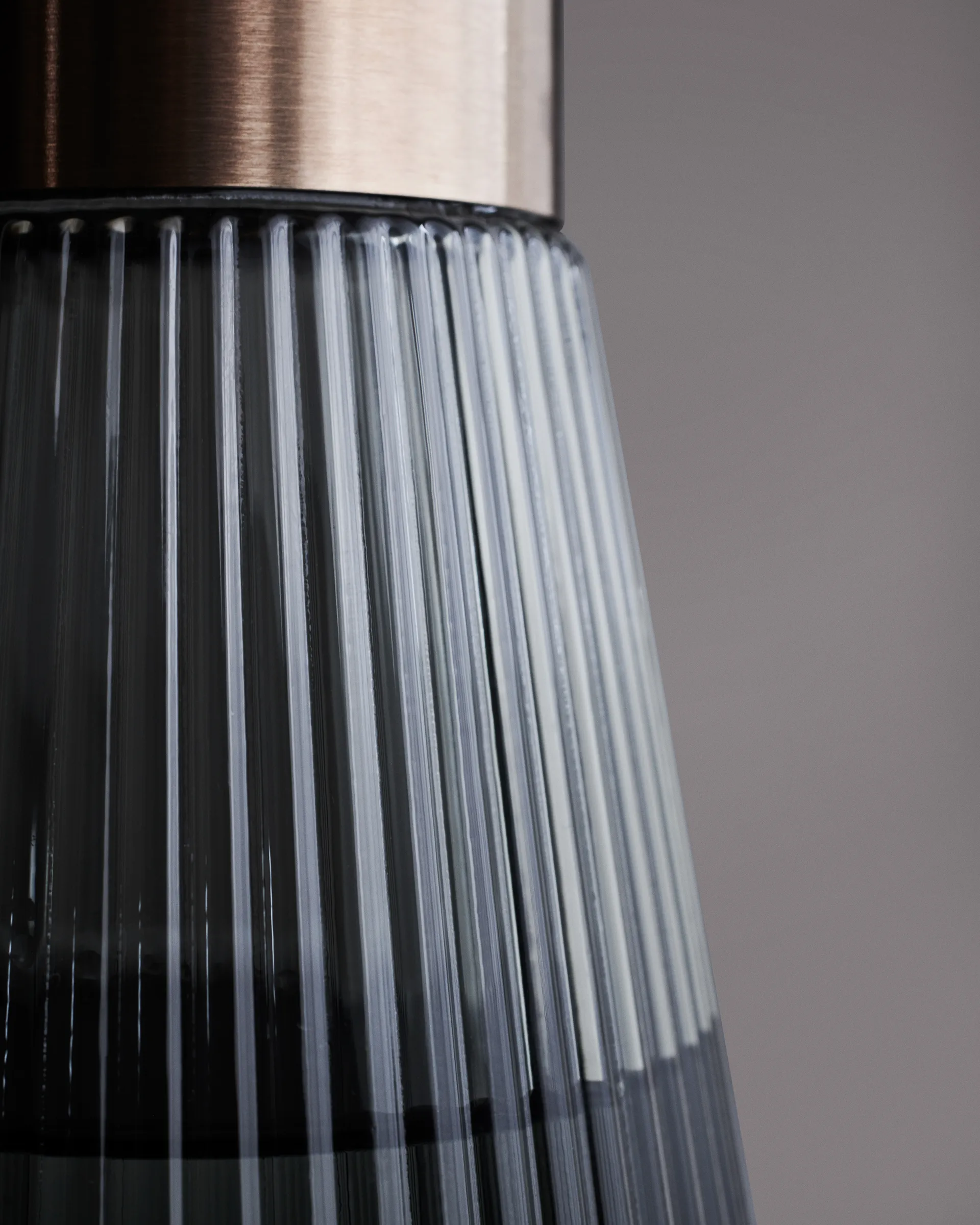 Caraffa per acqua Grand Cru 1 L, Smoke Rosendahl