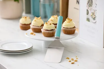 Spatola larga Emma in acciaio 26 cm - Nordic green - Rosti