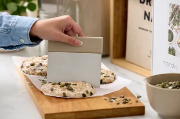 Tagliapasta Emma in acciaio - Humus - Rosti