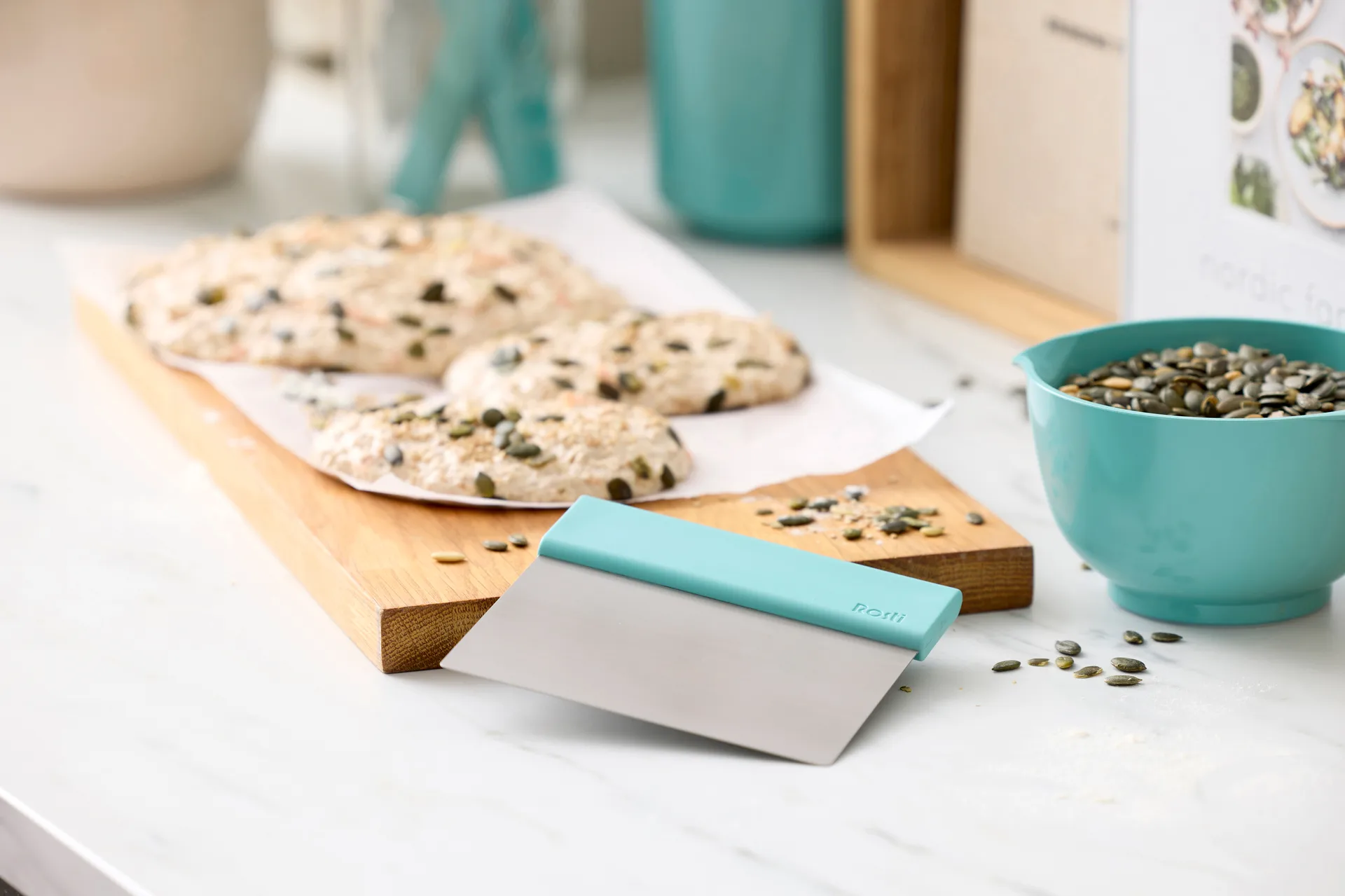 Tagliapasta Emma in acciaio, Nordic green Rosti