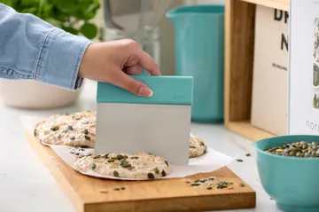 Tagliapasta Emma in acciaio - Nordic green - Rosti