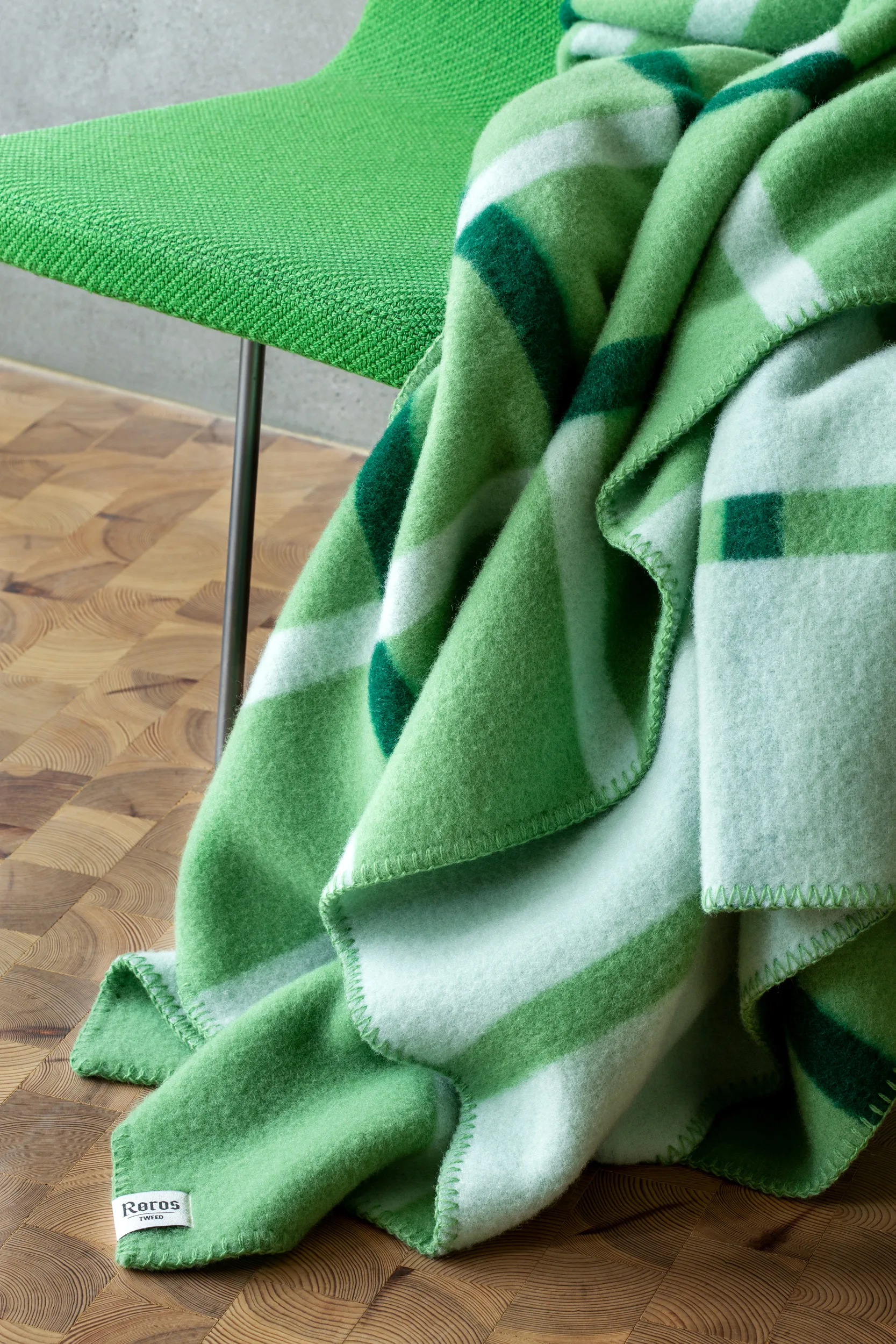 Coperta Knut 135x200 cm, Field green Røros Tweed