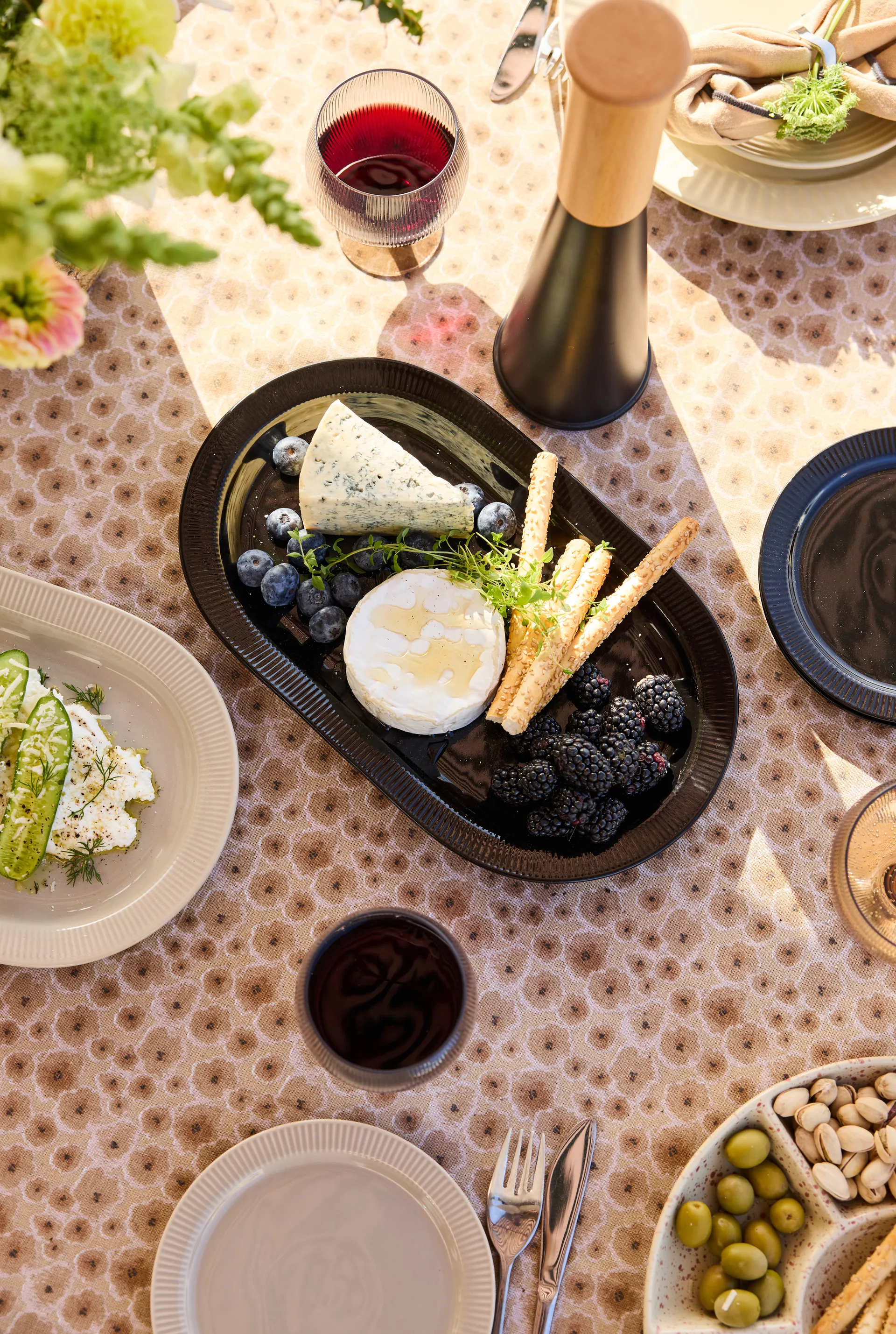 Piatto da portata Inka, Nero, 20x34 cm Sagaform