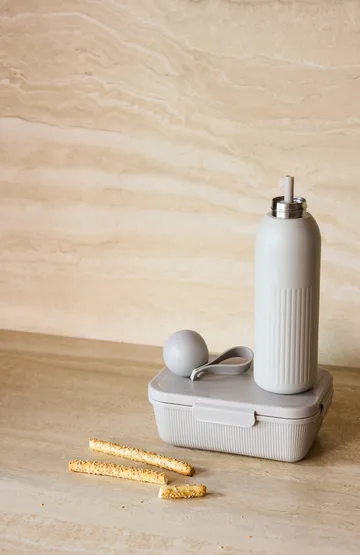 Tina lunchbox 1,1 L - Beige-warm gray - Sagaform