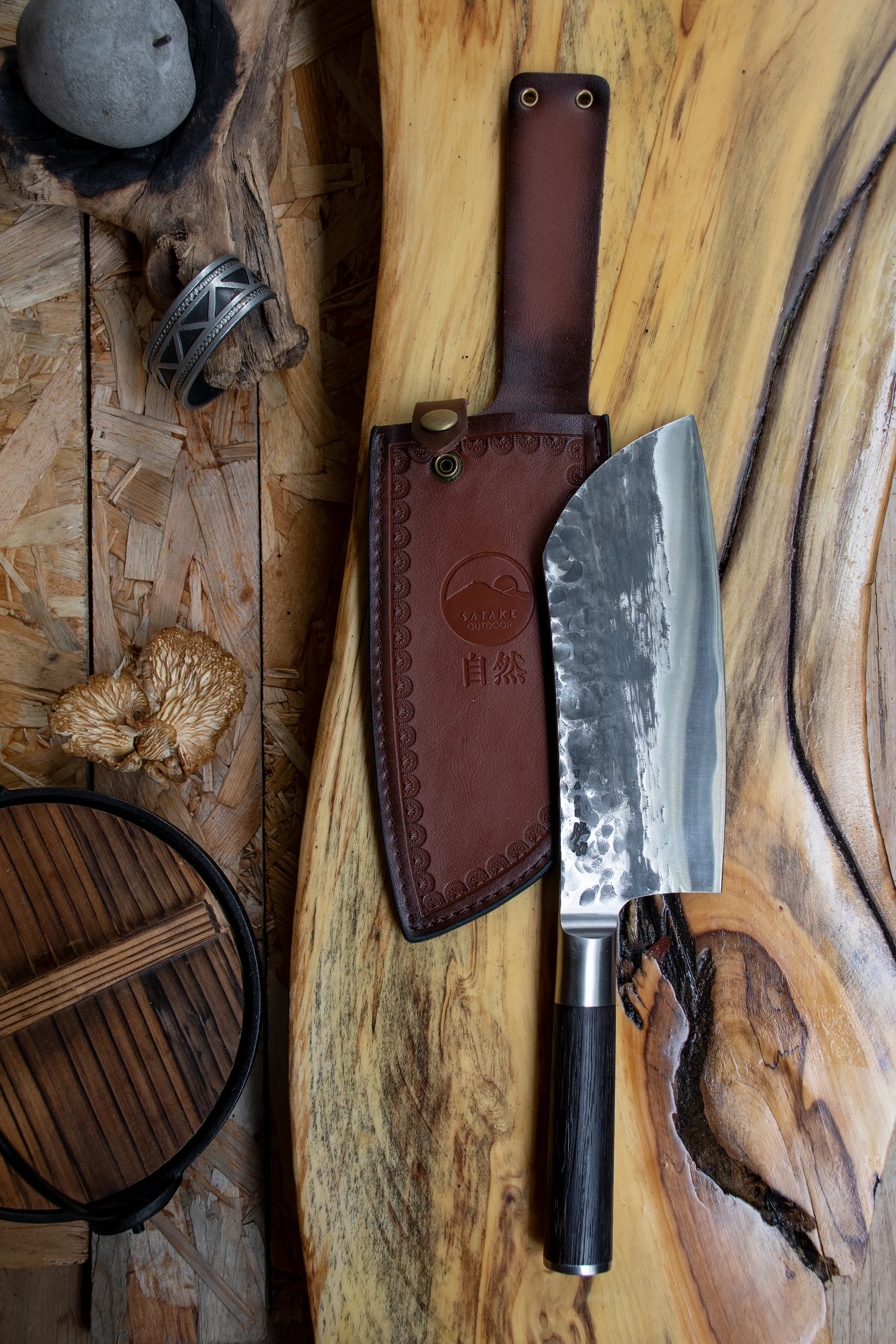 Kuro mori con saia/custodia, 19,5 cm Satake