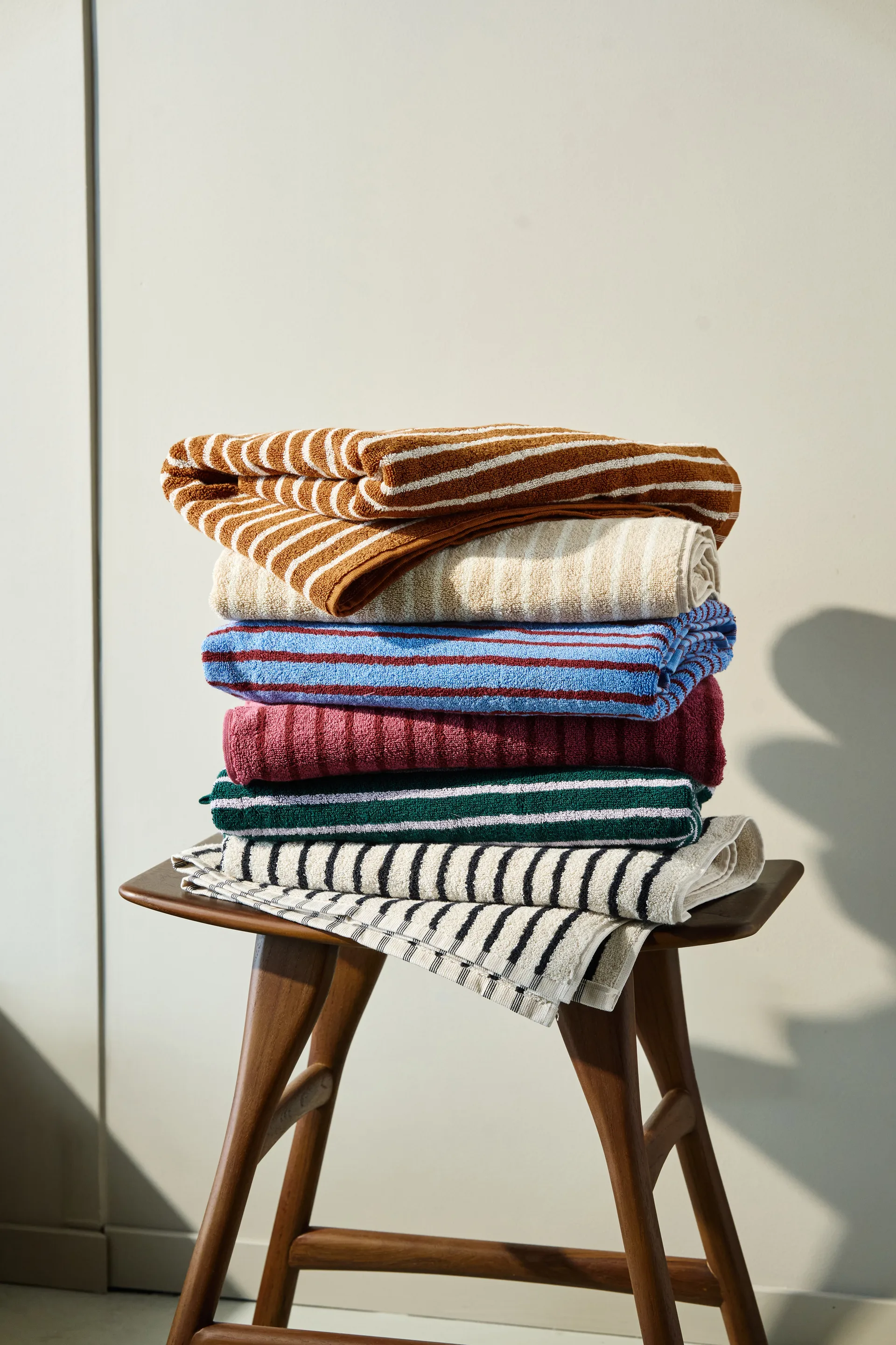 Asciugamano da bagno Drift 70x140 cm, Verde-viola Scandi Living